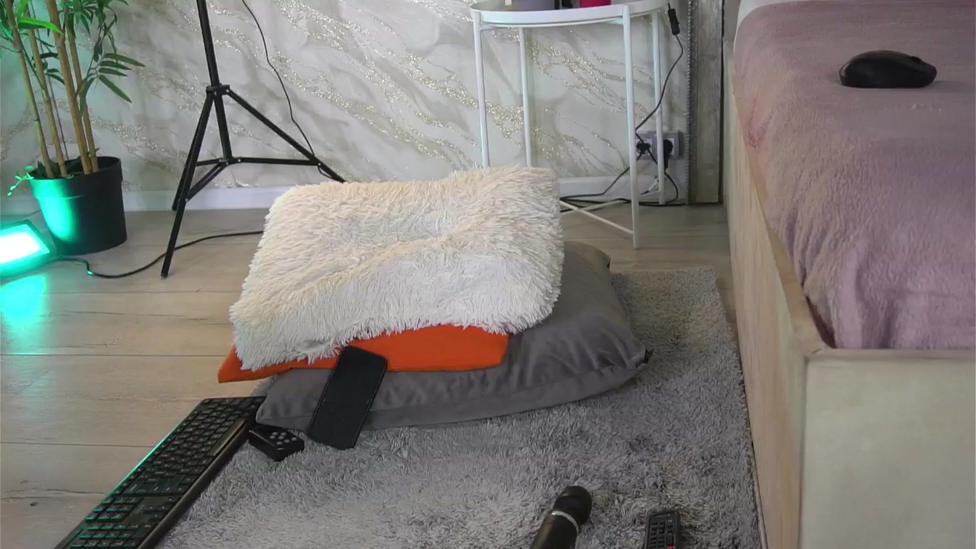 Gallery image thumbnail from KatelynSparks's myfreecams stream on, 04/07/2026, 13:09 image 6 of 20