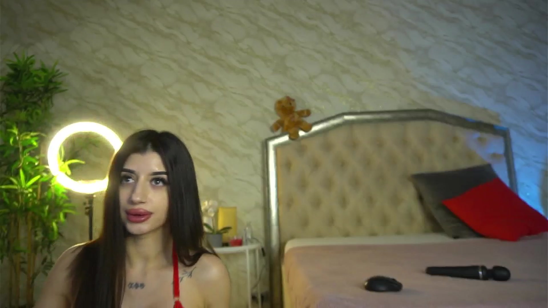 Gallery image thumbnail from KatelynSparks's myfreecams stream on, 04/14/2026, 11:58 image 10 of 20