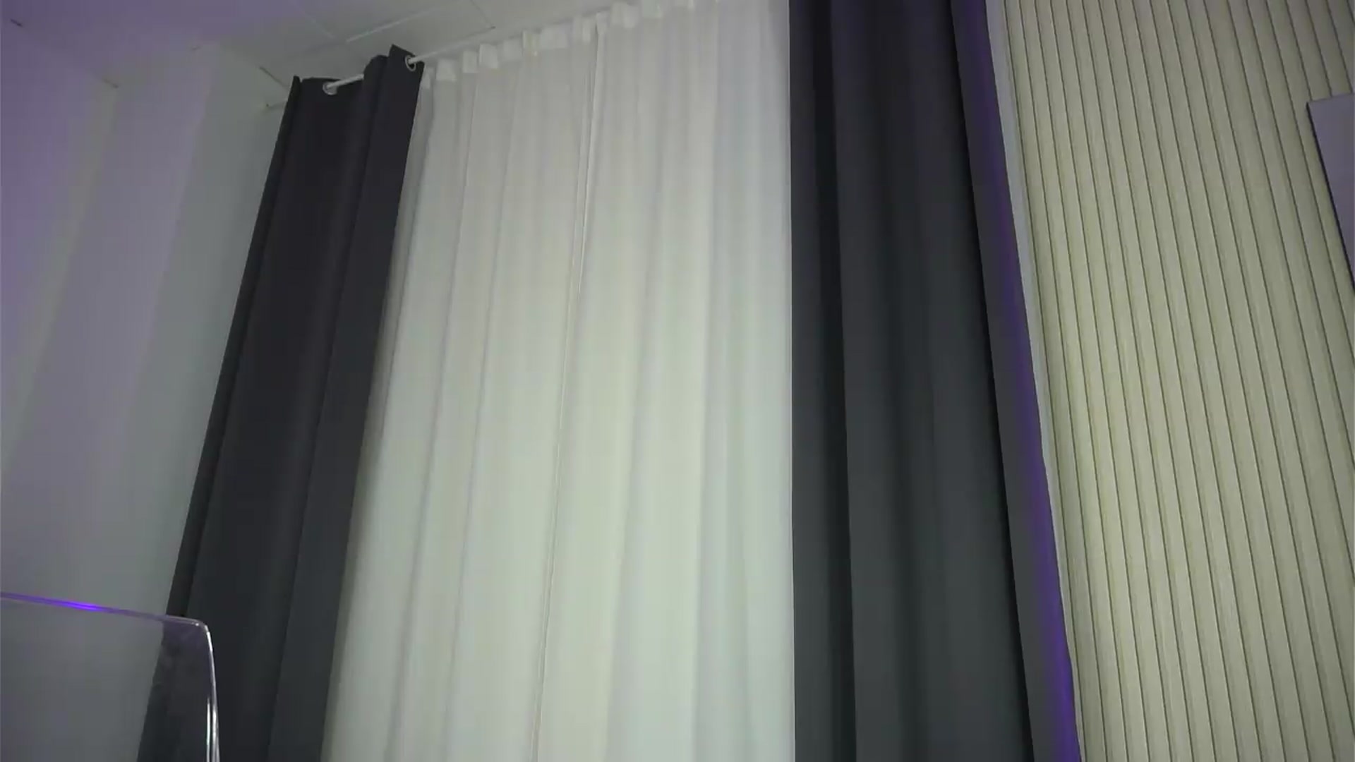 Gallery image thumbnail from KatelynSparks's myfreecams stream on, 06/25/2026, 13:20 image 16 of 20