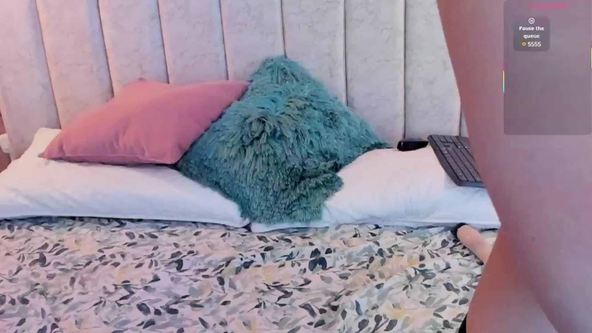 Gallery image thumbnail from Kathe_Lu's myfreecams stream on, 02/05/2025, 24:05 image 12 of 20