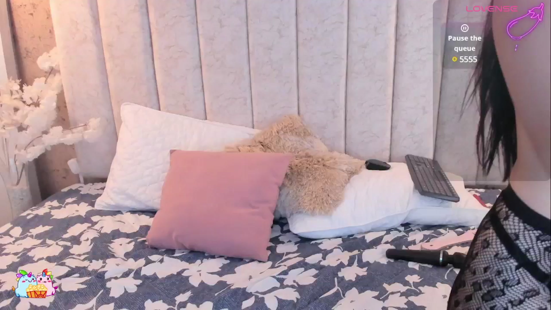 Gallery image thumbnail from Kathe_Lu's myfreecams stream on, 03/22/2025, 22:23 image 15 of 20