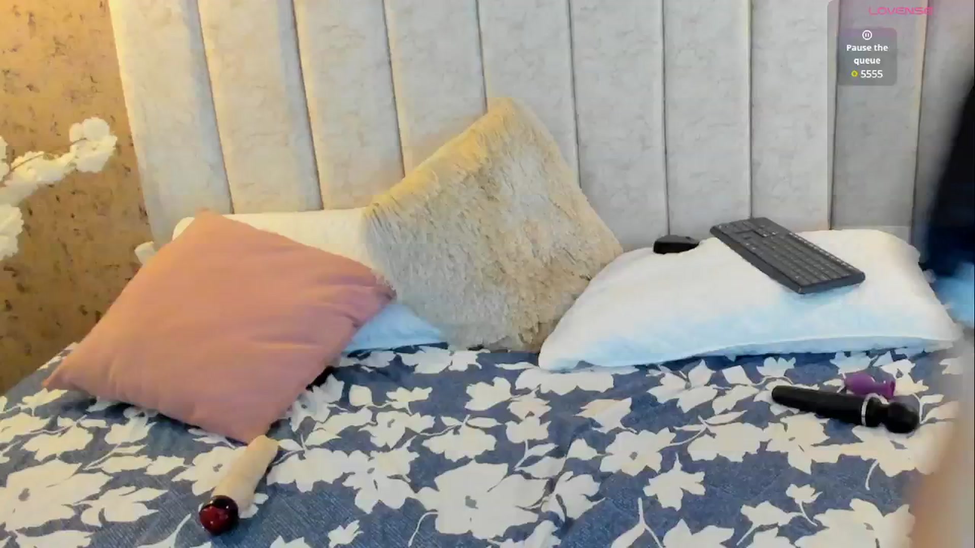 Gallery image thumbnail from Kathe_Lu's myfreecams stream on, 04/05/2025, 23:48 image 8 of 20
