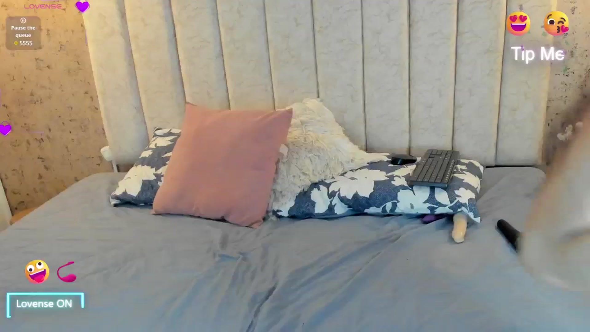Gallery image thumbnail from Kathe_Lu's myfreecams stream on, 05/18/2025, 22:27 image 15 of 20