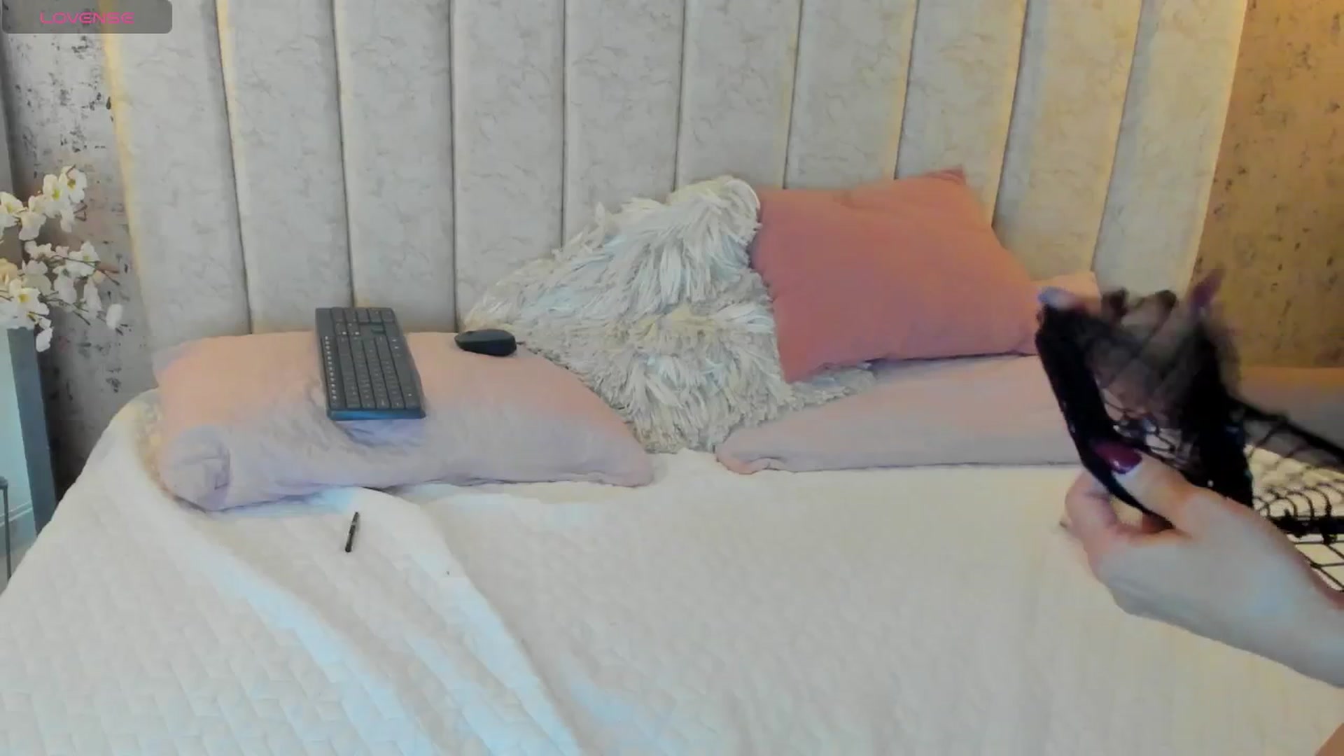 Gallery image thumbnail from Kathe_Lu's myfreecams stream on, 07/03/2025, 24:17 image 13 of 20