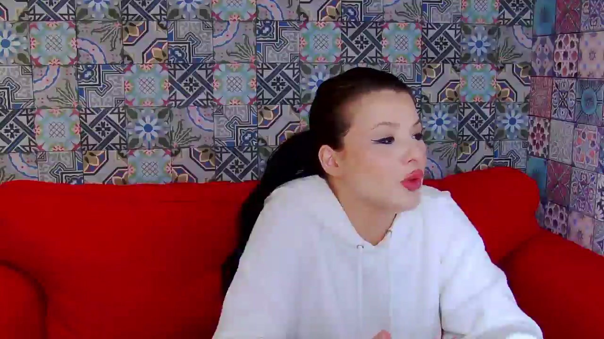 Gallery image thumbnail from Katherine's myfreecams stream on, 03/23/2026, 05:04 image 11 of 20