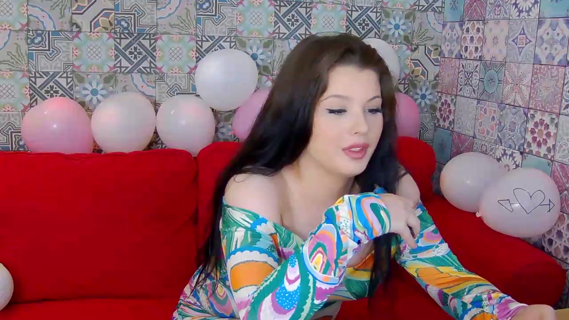 Gallery image thumbnail from Katherine's myfreecams stream on, 05/19/2026, 20:58 image 6 of 20