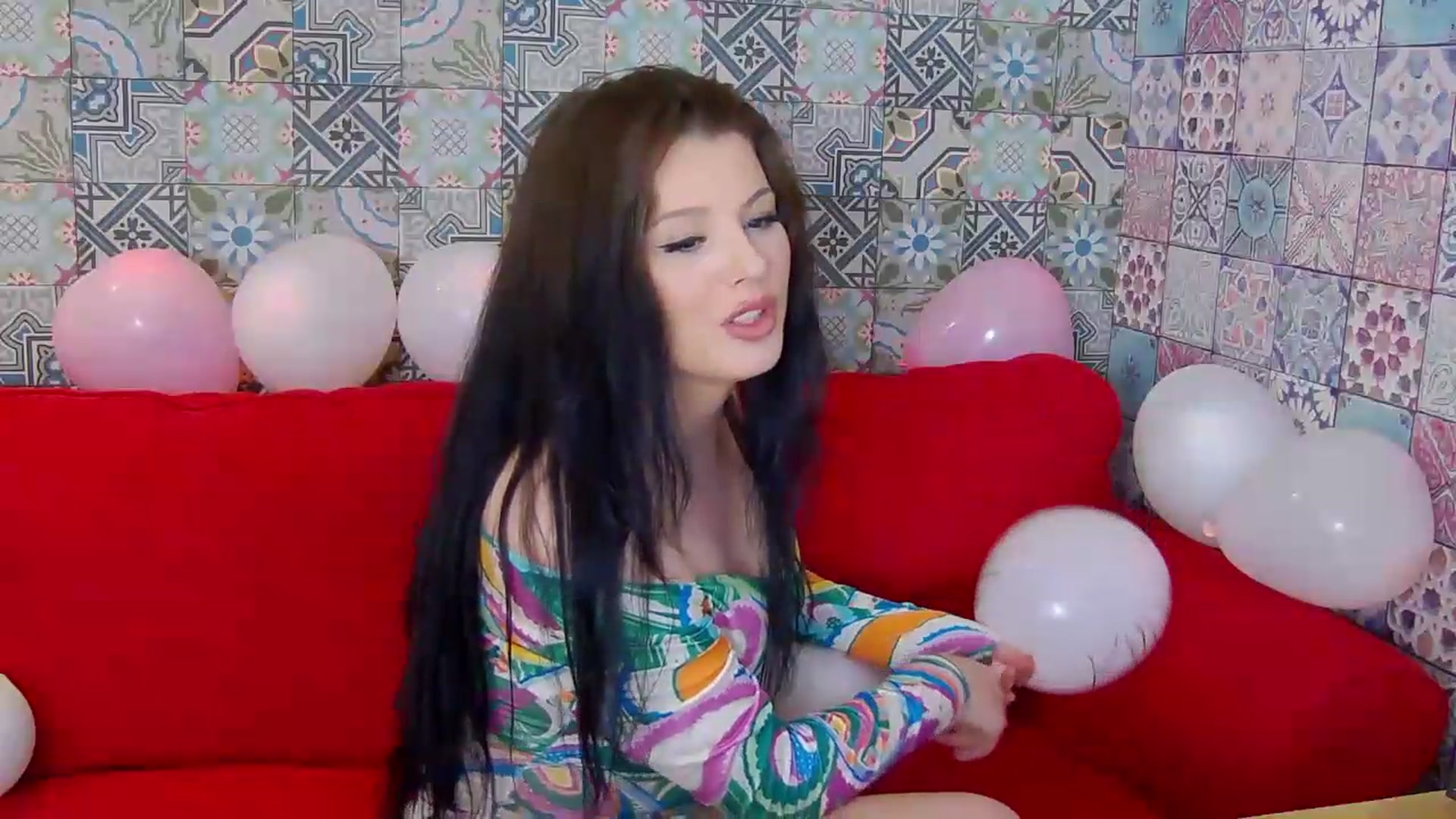 Gallery image thumbnail from Katherine's myfreecams stream on, 05/19/2026, 20:58 image 11 of 20
