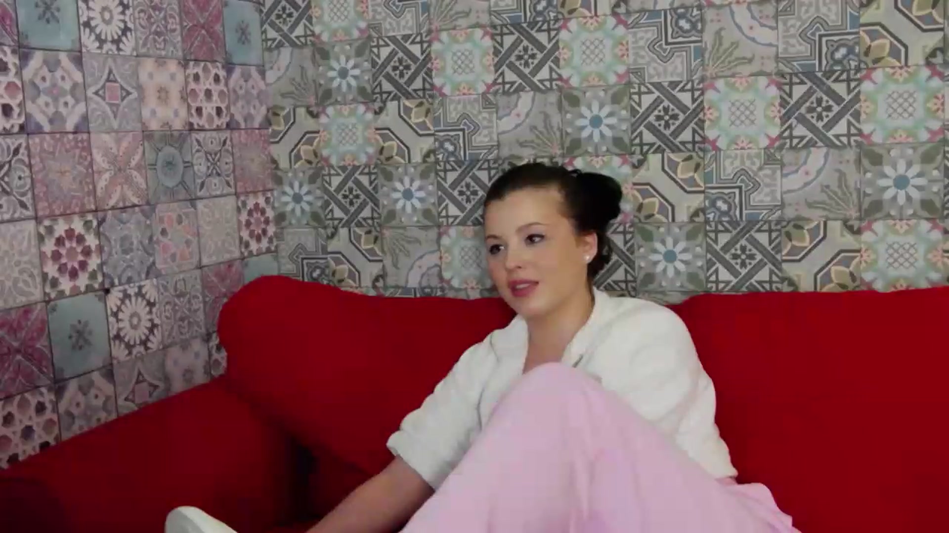 Gallery image thumbnail from Katherine's myfreecams stream on, 05/30/2026, 01:36 image 7 of 20