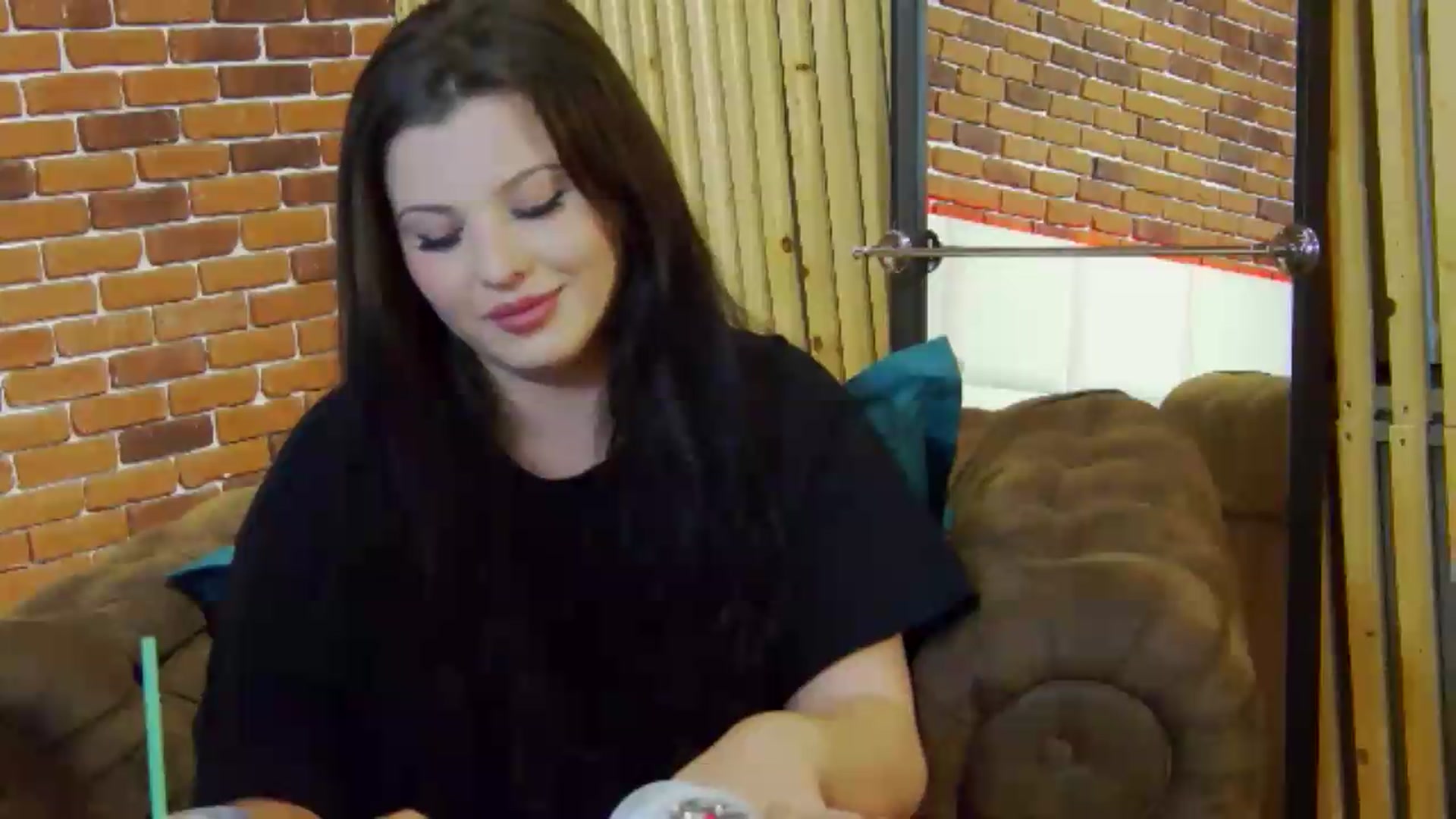 Gallery image thumbnail from Katherine's myfreecams stream on, 08/29/2026, 21:10 image 14 of 20