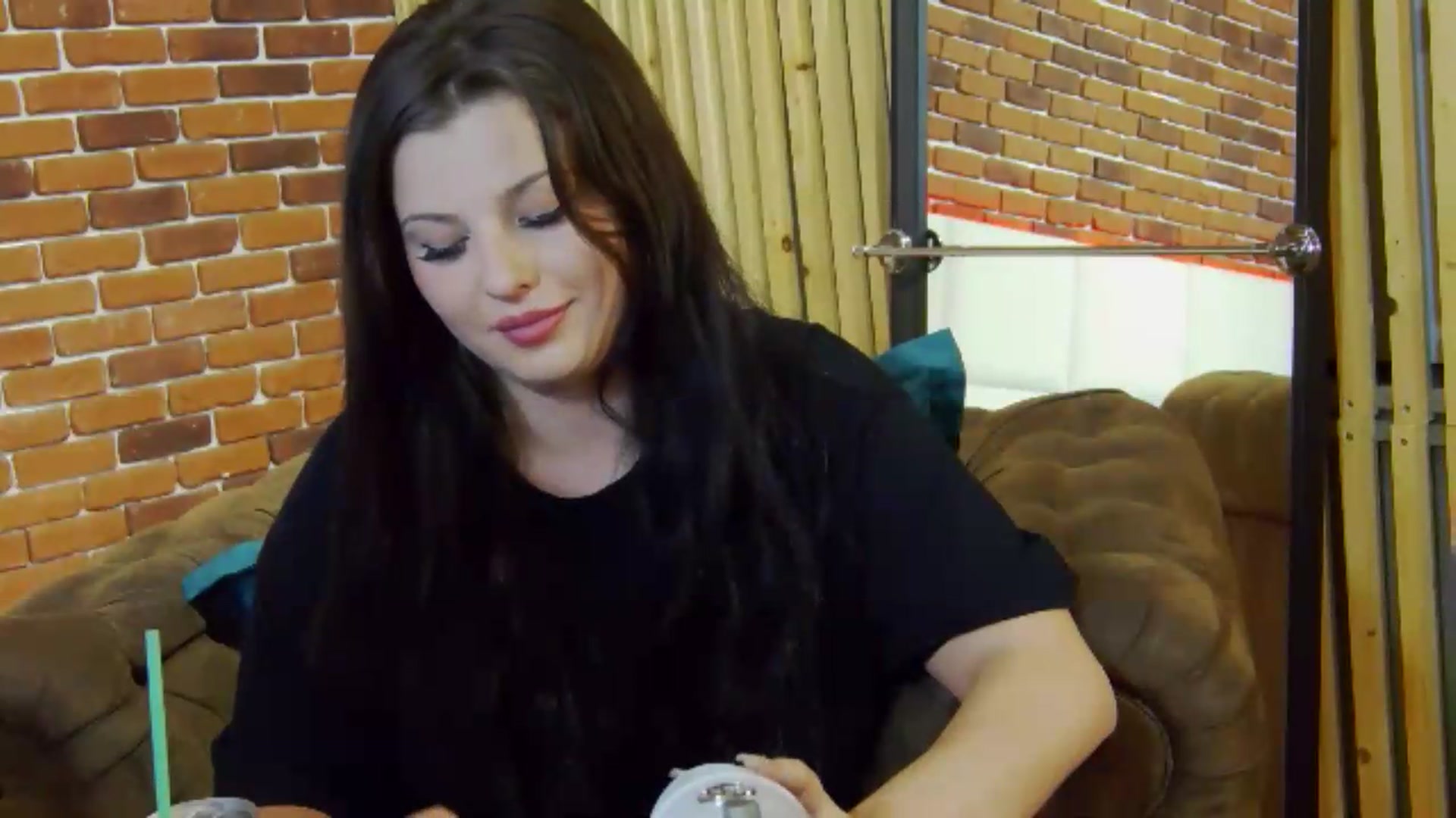 Gallery image thumbnail from Katherine's myfreecams stream on, 08/29/2026, 21:10 image 13 of 20