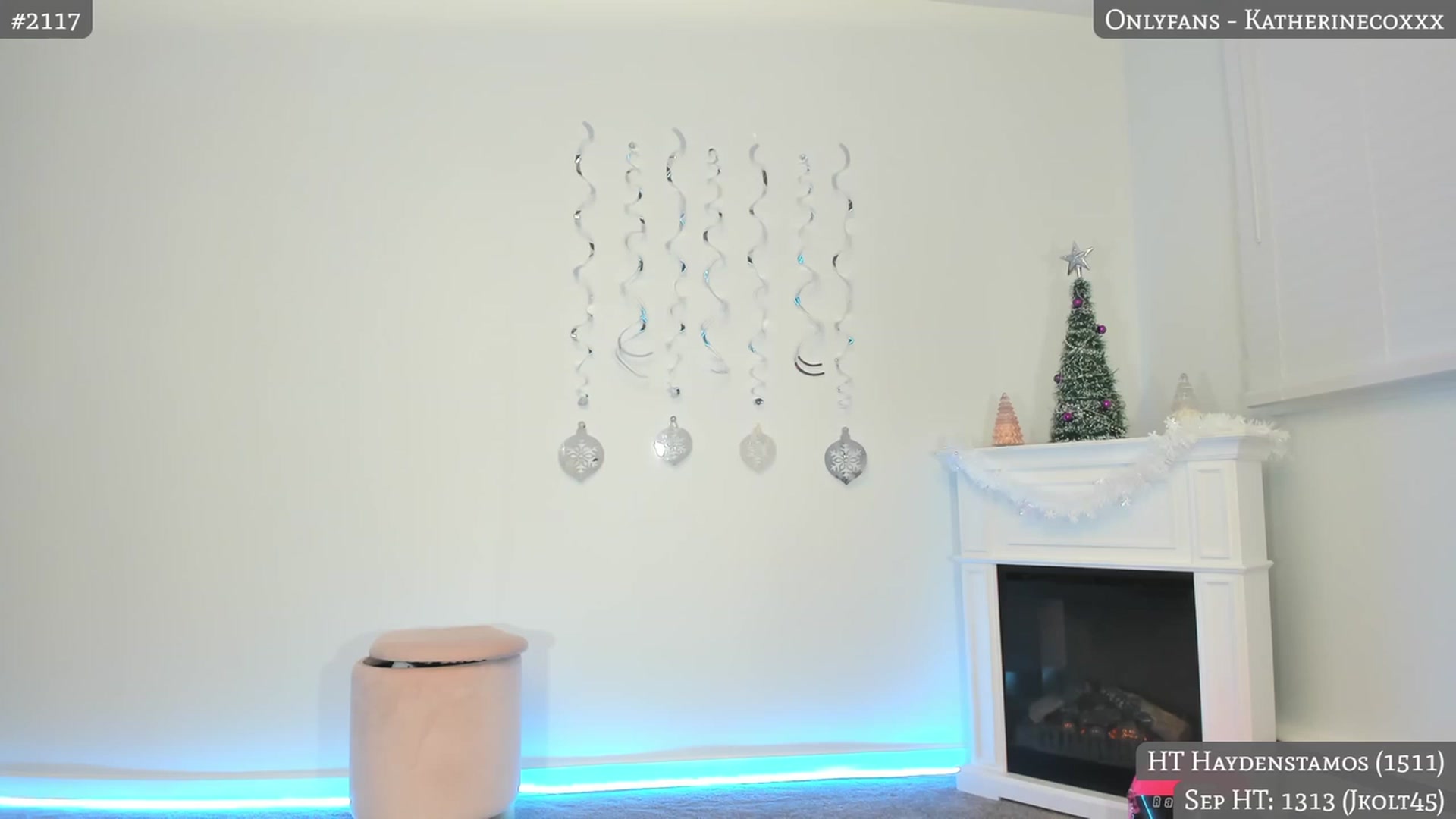 Gallery image thumbnail from KatherineCox's myfreecams stream on, 11/20/2022, 05:46 image 1 of 20