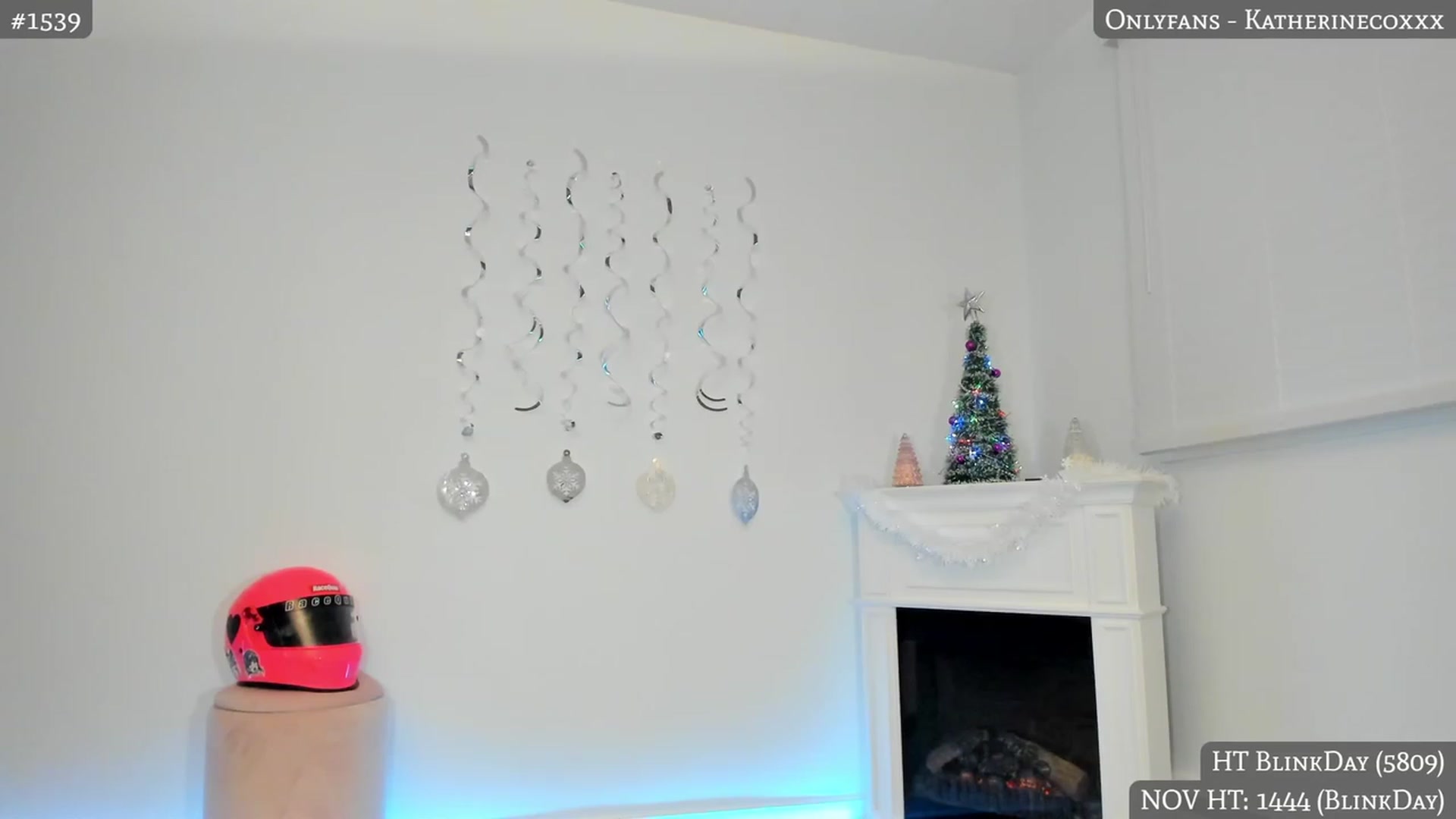 Gallery image thumbnail from KatherineCox's myfreecams stream on, 11/26/2022, 04:44 image 14 of 20