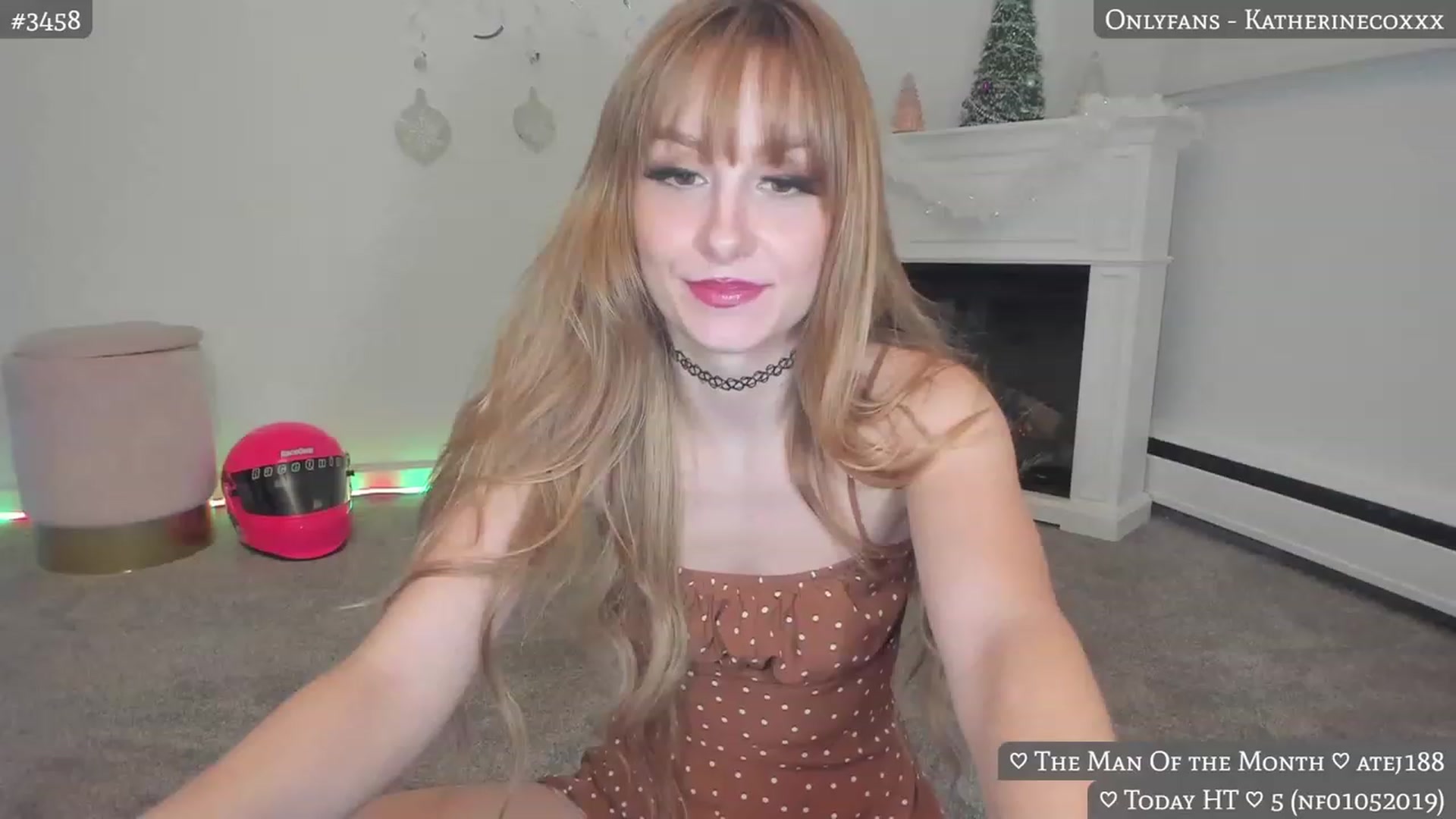 Gallery image thumbnail from KatherineCox's myfreecams stream on, 12/15/2022, 02:05 image 3 of 20