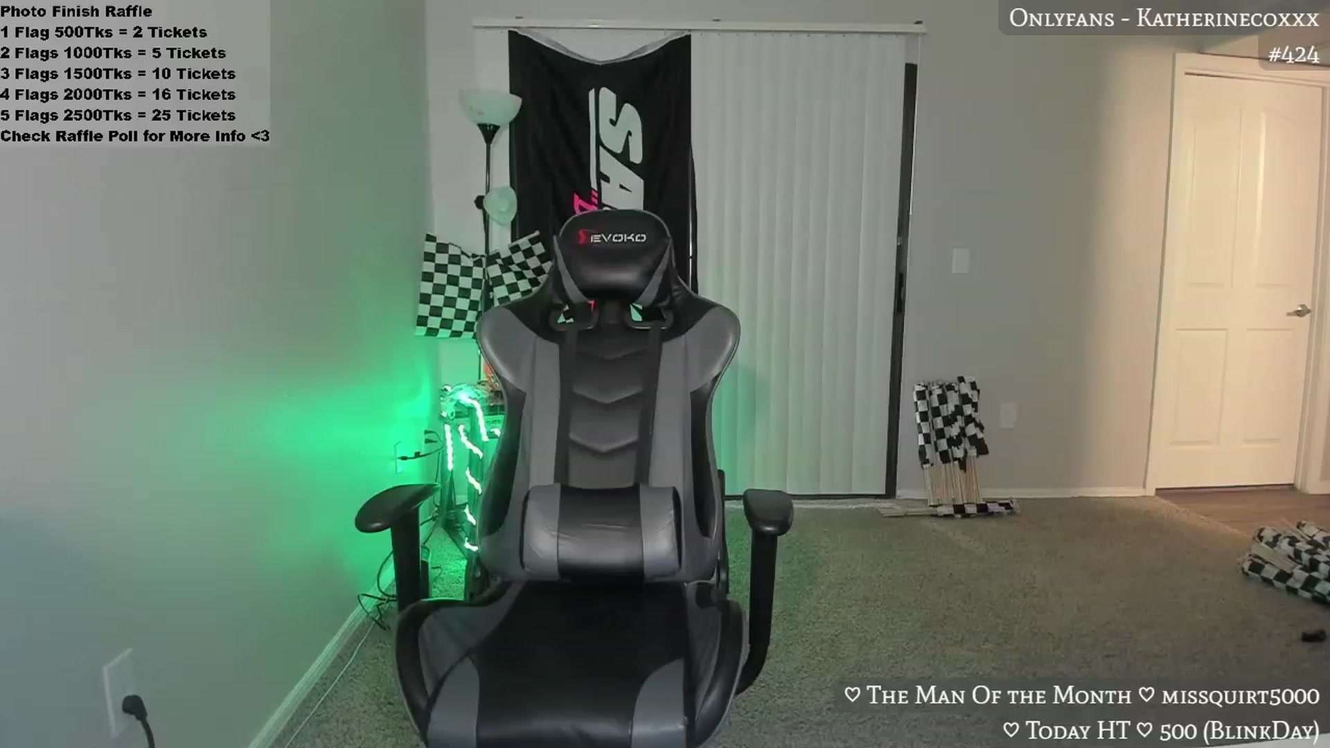 Gallery image thumbnail from KatherineCox's myfreecams stream on, 02/02/2023, 22:15 image 17 of 20