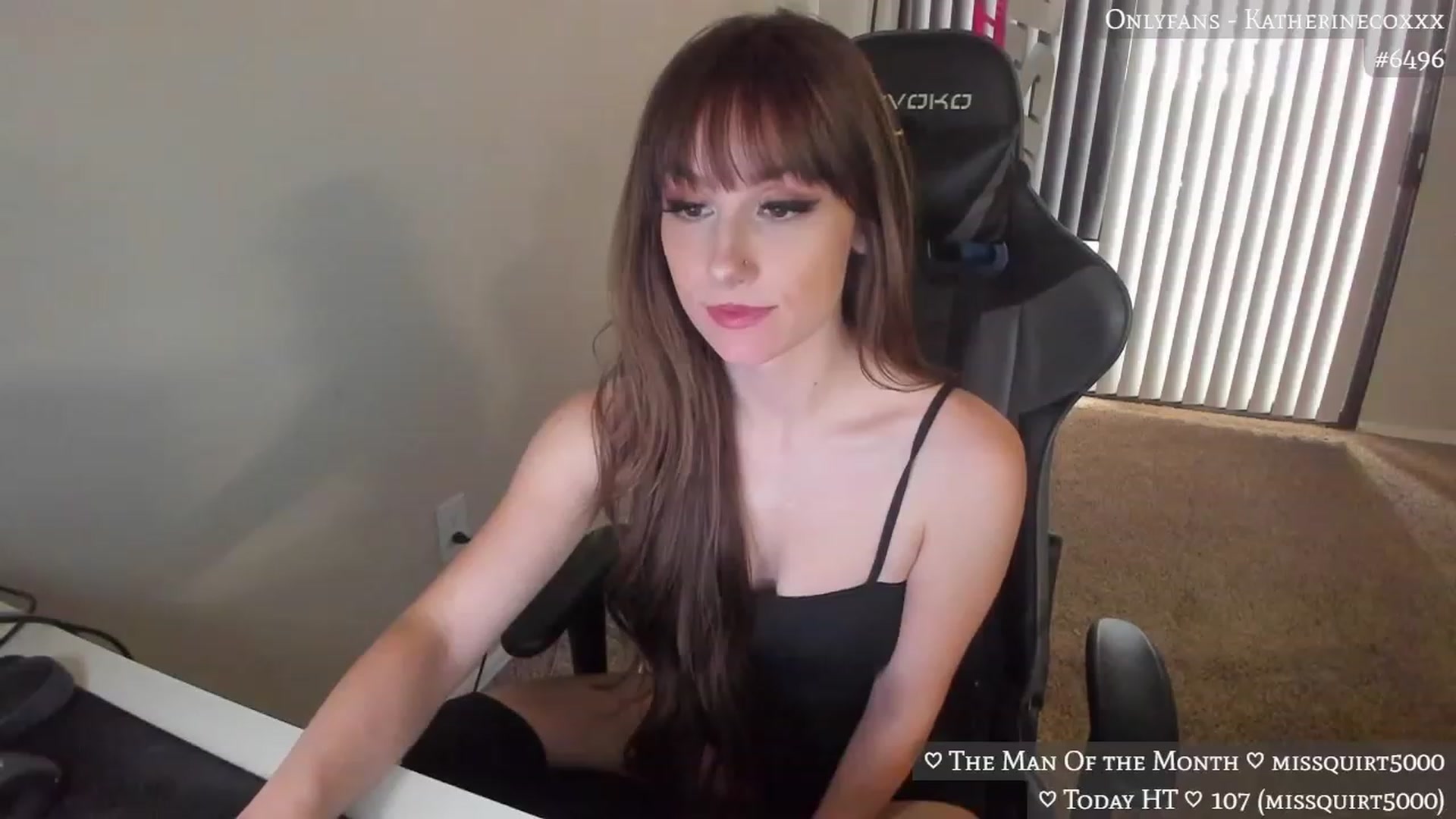 Gallery image thumbnail from KatherineCox's myfreecams stream on, 04/05/2023, 20:58 image 9 of 20