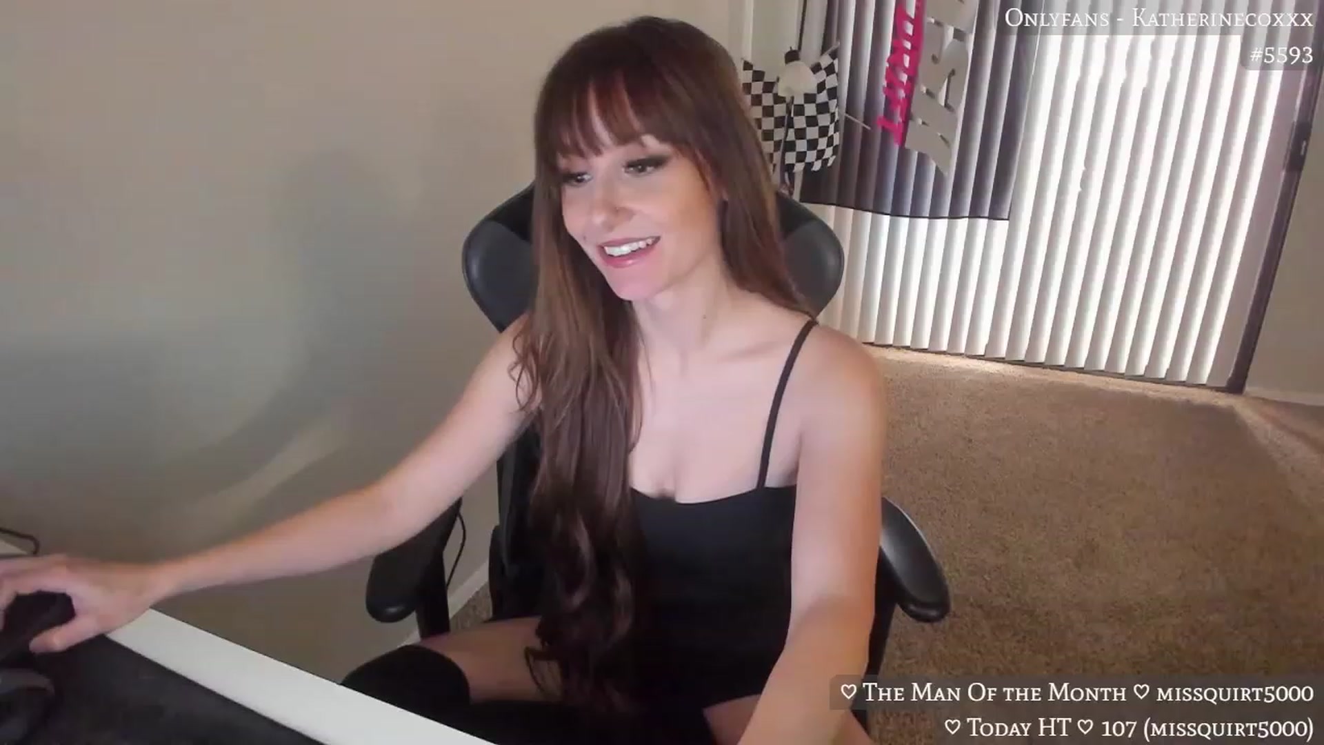 Gallery image thumbnail from KatherineCox's myfreecams stream on, 04/05/2023, 20:58 image 15 of 20