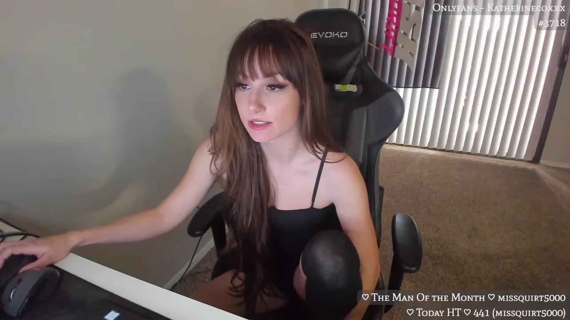 Gallery image thumbnail from KatherineCox's myfreecams stream on, 04/05/2023, 23:16 image 3 of 20