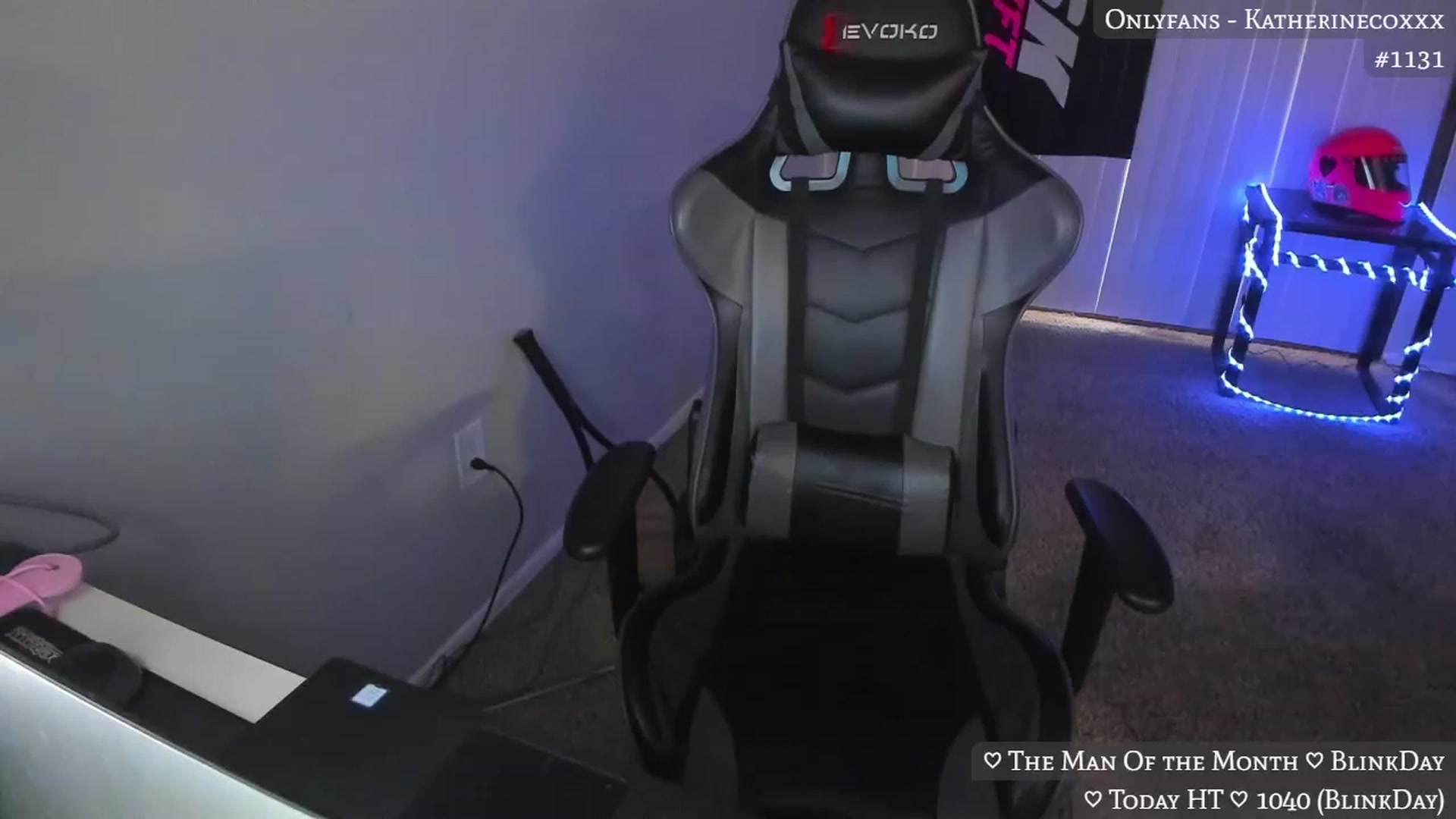 Gallery image thumbnail from KatherineCox's myfreecams stream on, 04/06/2023, 22:43 image 20 of 20
