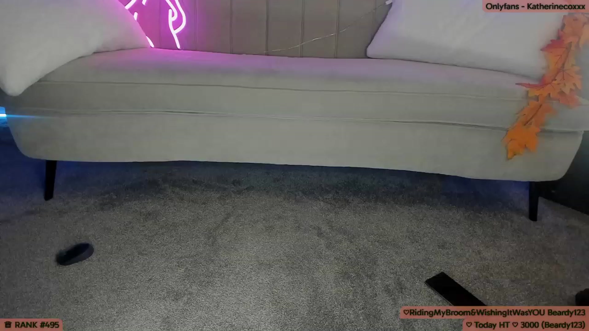 Gallery image thumbnail from KatherineCox's myfreecams stream on, 10/13/2023, 24:21 image 18 of 20