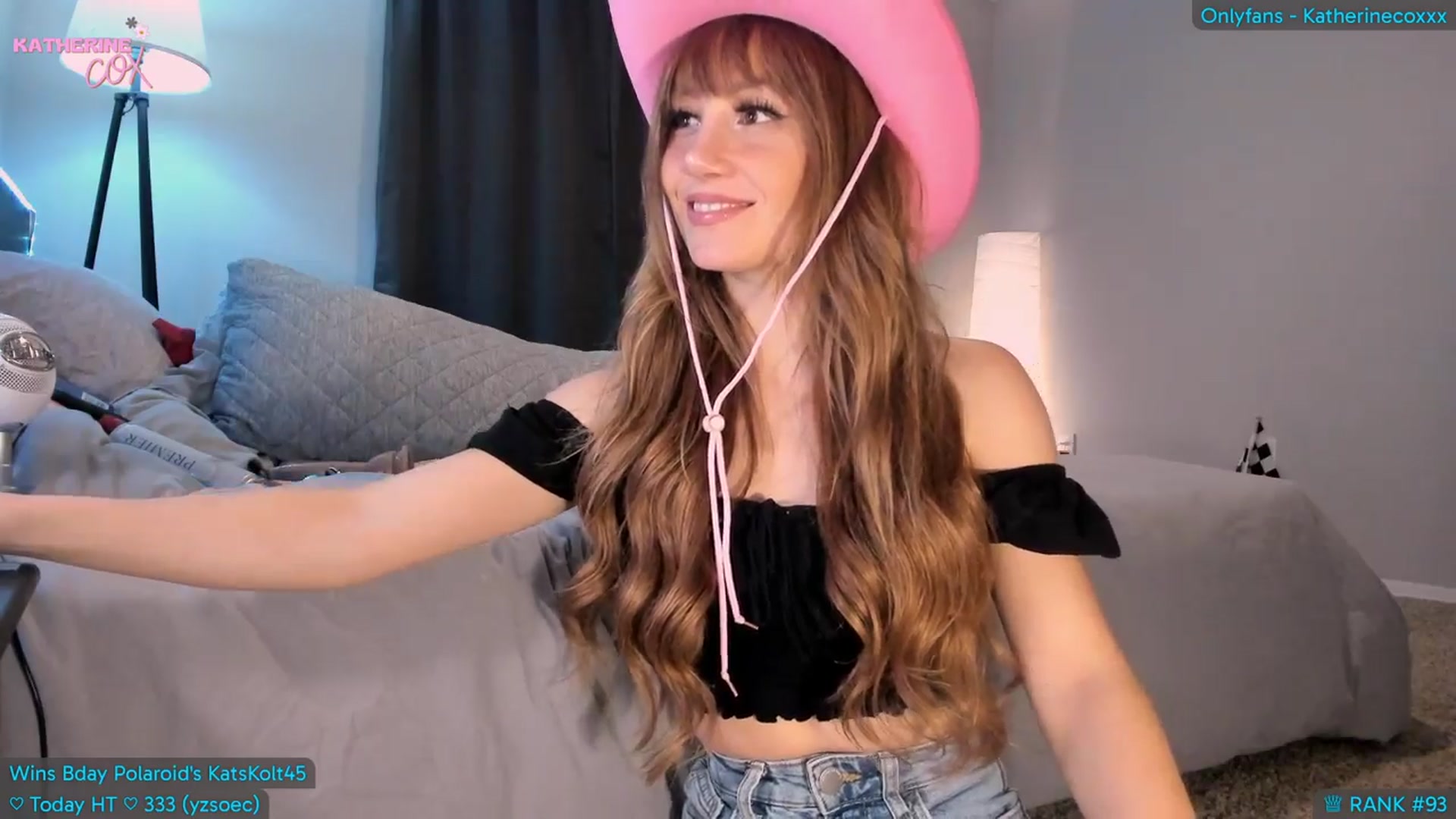 Gallery image thumbnail from KatherineCox's myfreecams stream on, 03/21/2024, 02:46 image 19 of 20