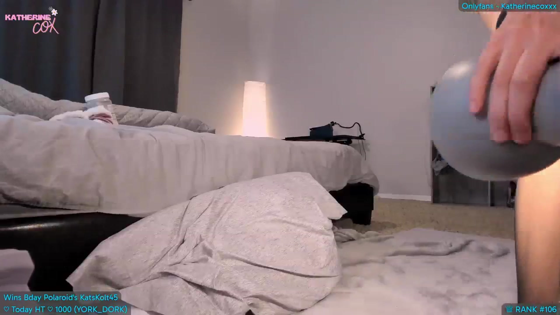 Gallery image thumbnail from KatherineCox's myfreecams stream on, 04/01/2024, 04:37 image 3 of 20