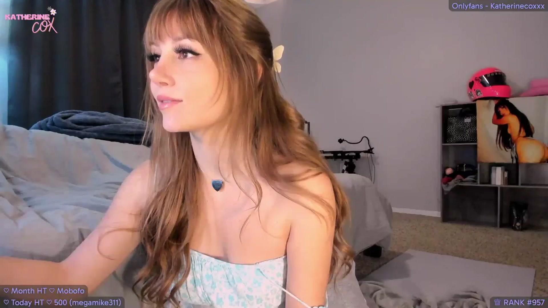 Gallery image thumbnail from KatherineCox's myfreecams stream on, 04/03/2024, 24:35 image 17 of 20