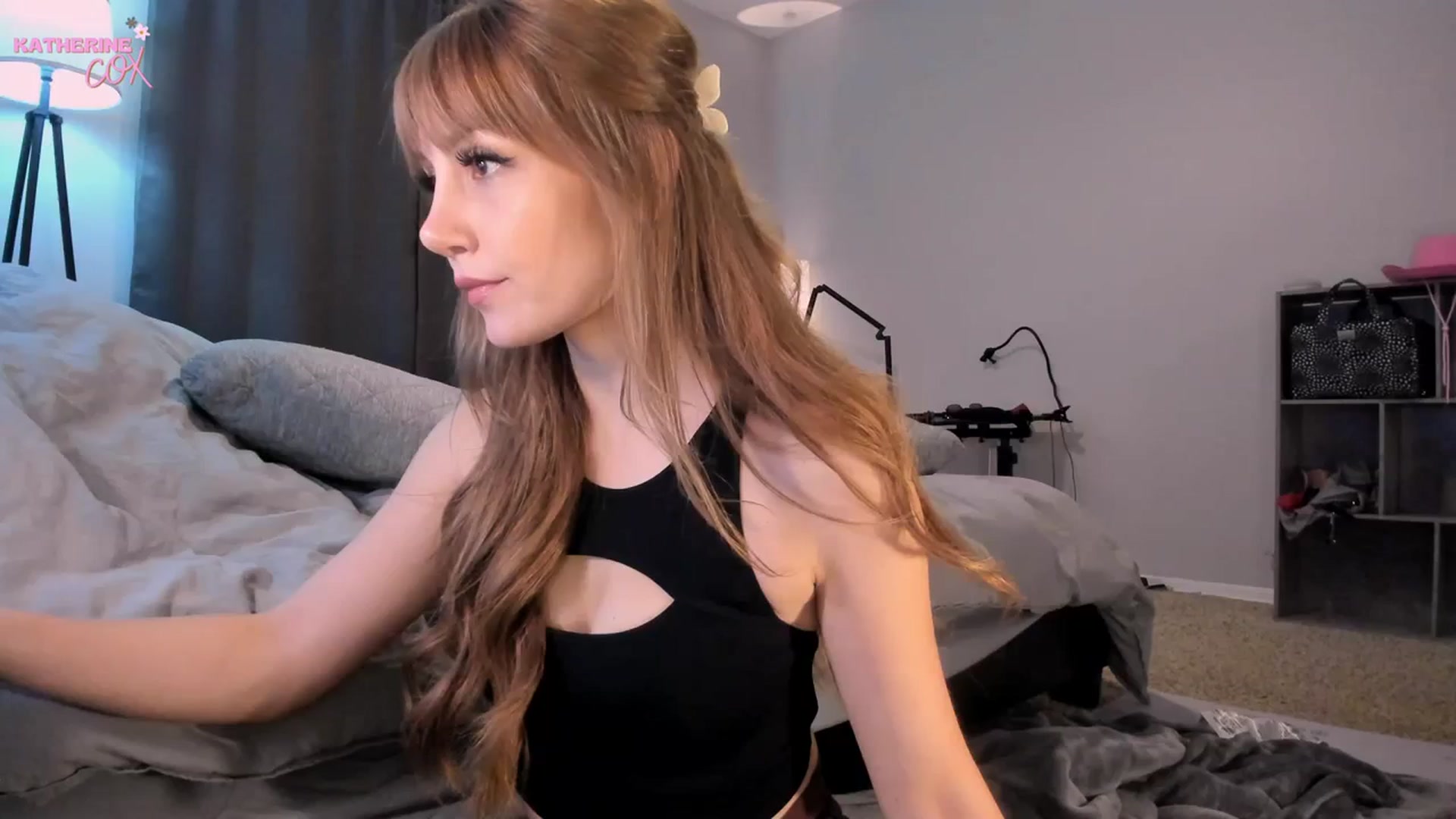 Gallery image thumbnail from KatherineCox's myfreecams stream on, 04/13/2024, 23:17 image 1 of 20