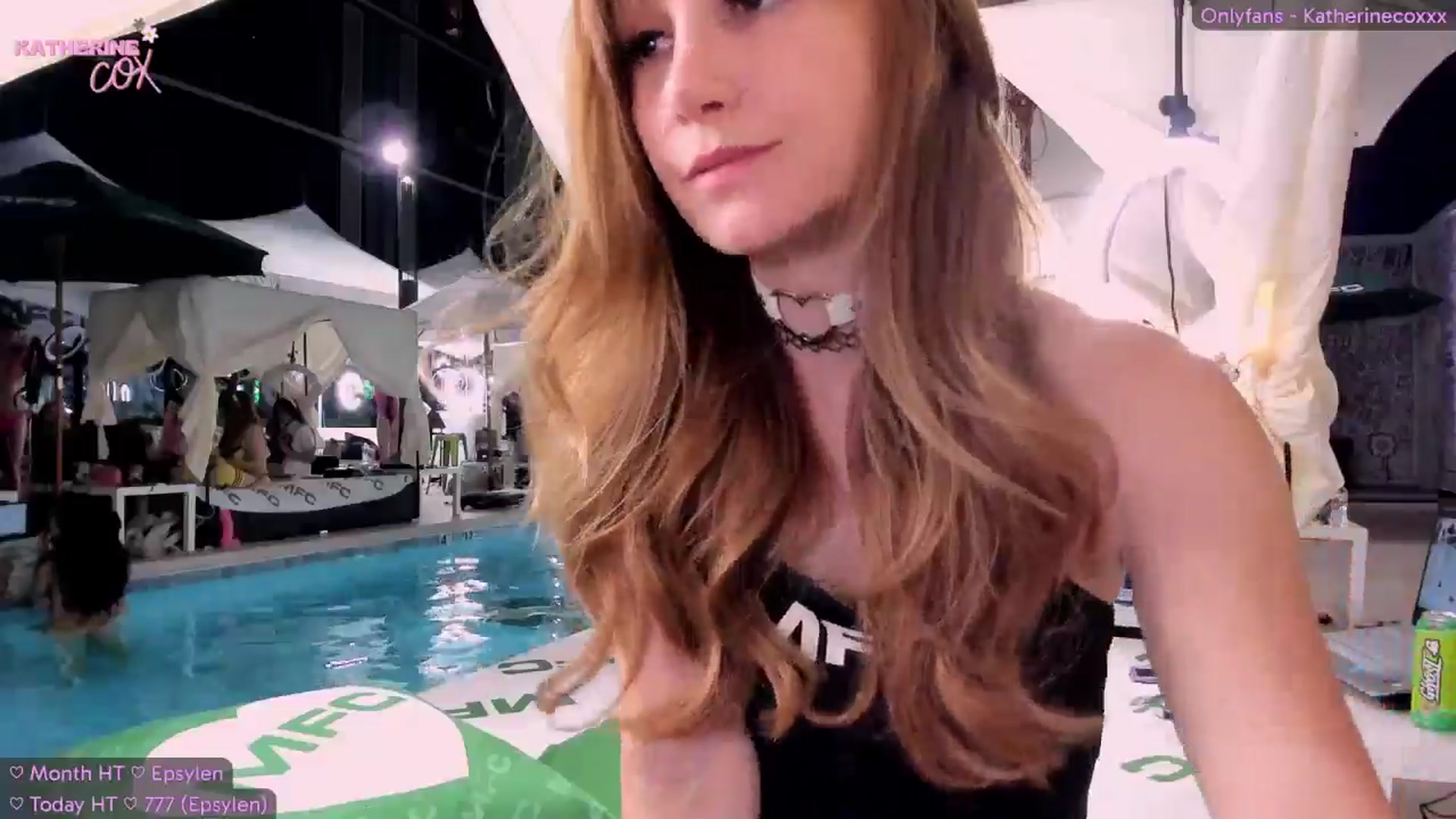 Gallery image thumbnail from KatherineCox's myfreecams stream on, 05/21/2024, 03:47 image 4 of 20