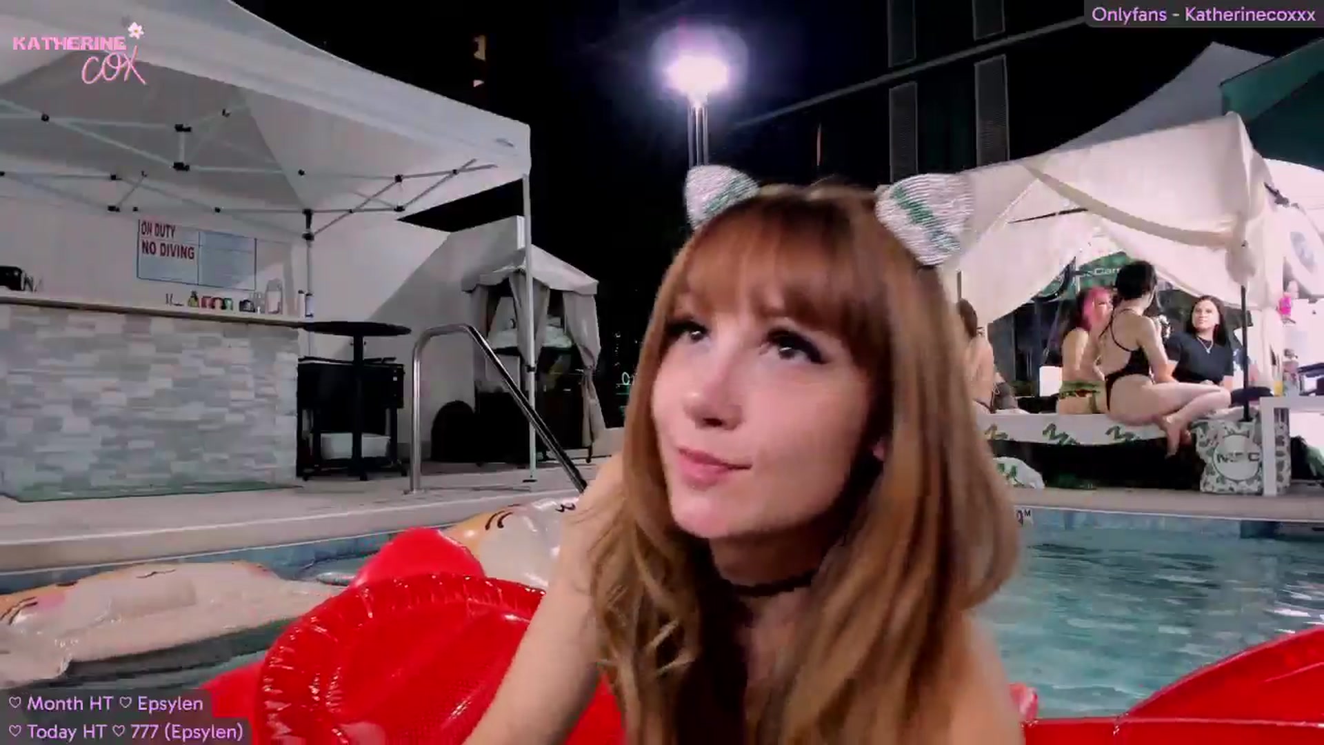 Gallery image thumbnail from KatherineCox's myfreecams stream on, 05/23/2024, 03:37 image 15 of 20