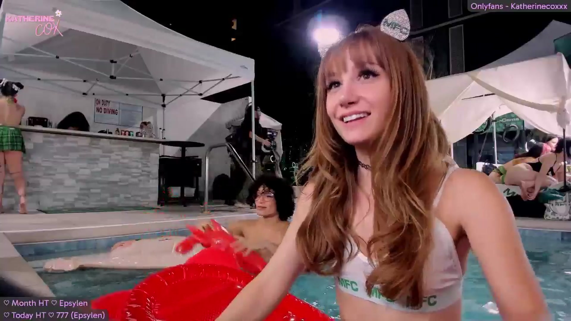 Gallery image thumbnail from KatherineCox's myfreecams stream on, 05/23/2024, 03:37 image 9 of 20