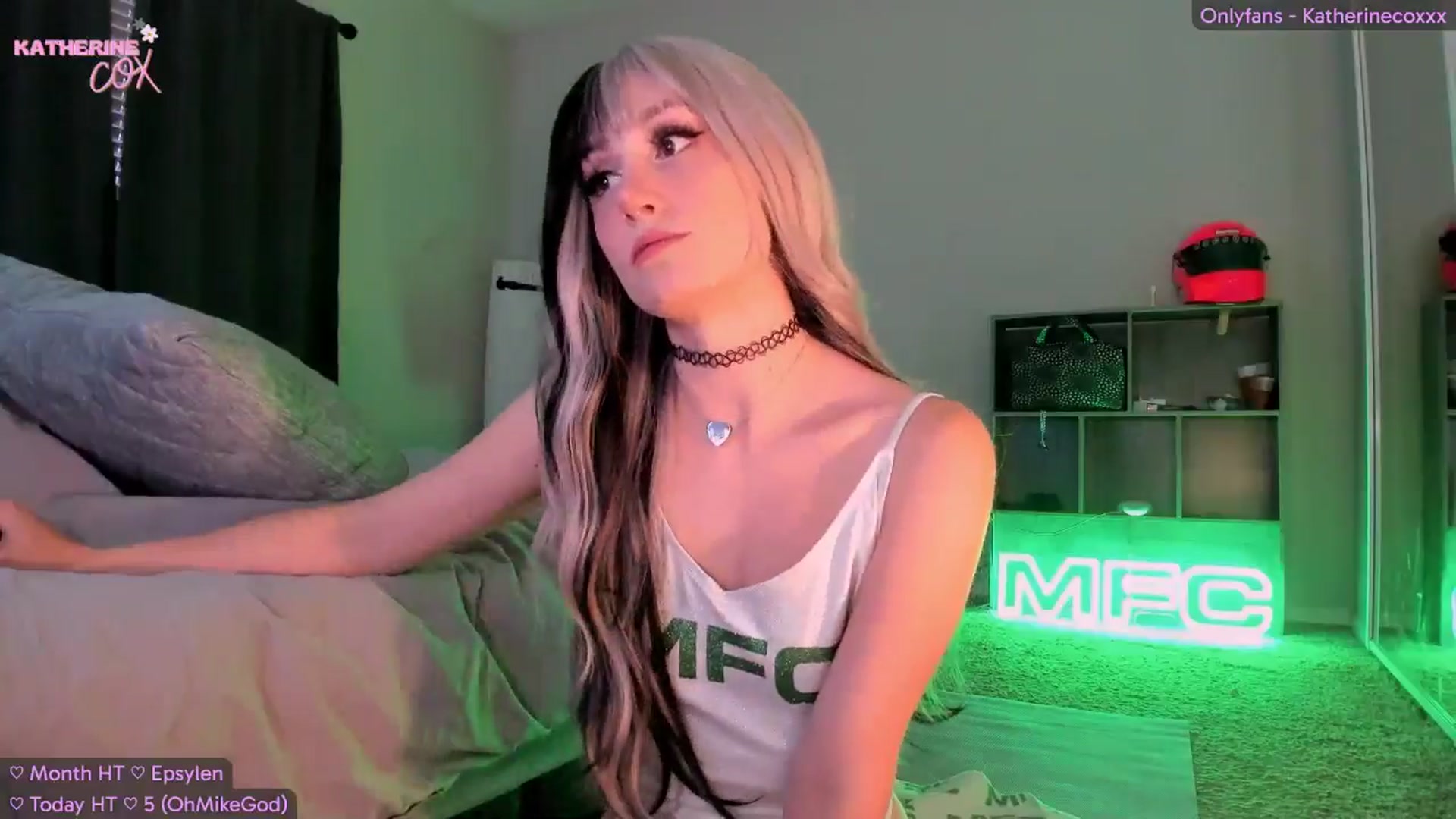 Gallery image thumbnail from KatherineCox's myfreecams stream on, 05/27/2024, 02:22 image 2 of 20