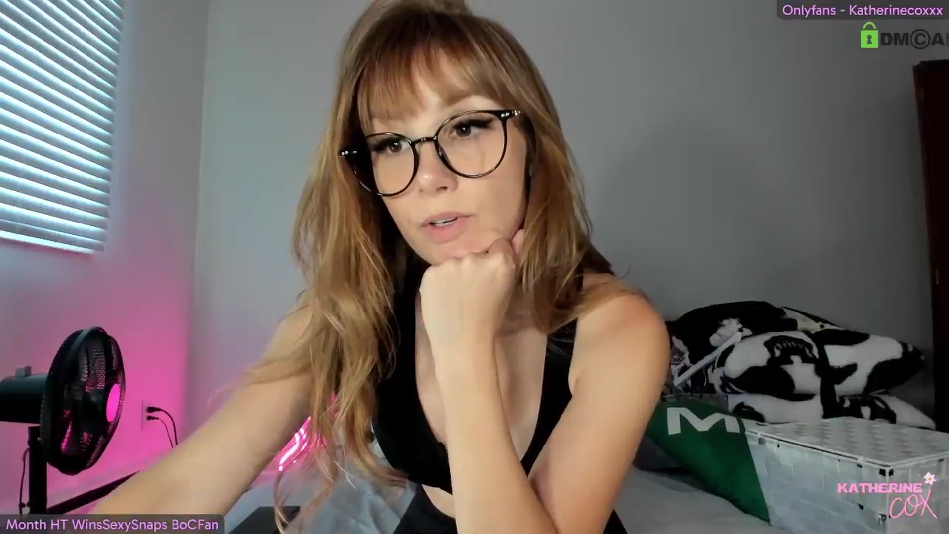 Gallery image thumbnail from KatherineCox's myfreecams stream on, 08/09/2024, 24:01 image 11 of 20