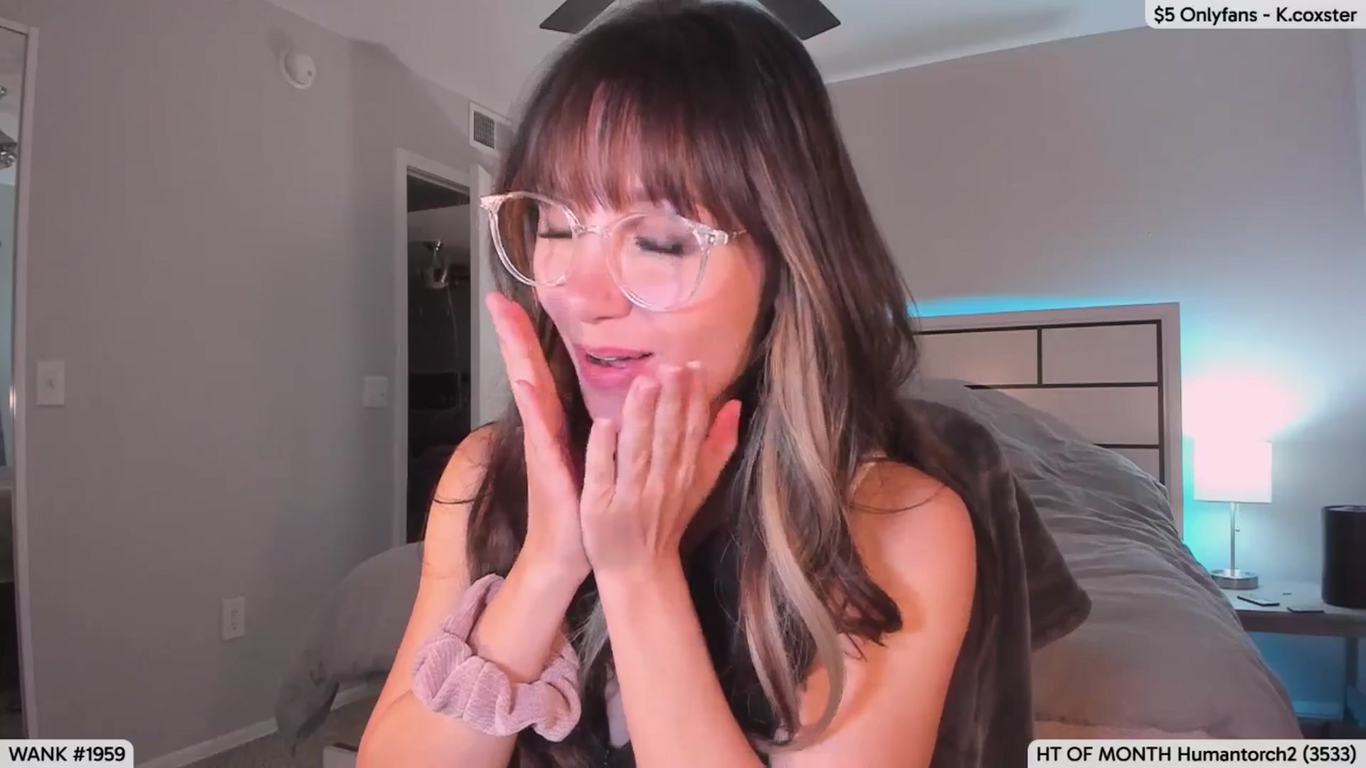 Gallery image thumbnail from KatherineCox's myfreecams stream on, 04/08/2025, 22:00 image 12 of 20