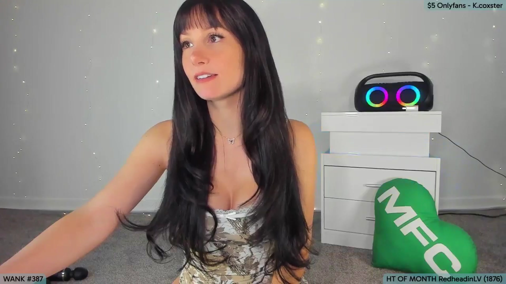 Gallery image thumbnail from KatherineCox's myfreecams stream on, 08/22/2025, 22:15 image 18 of 20