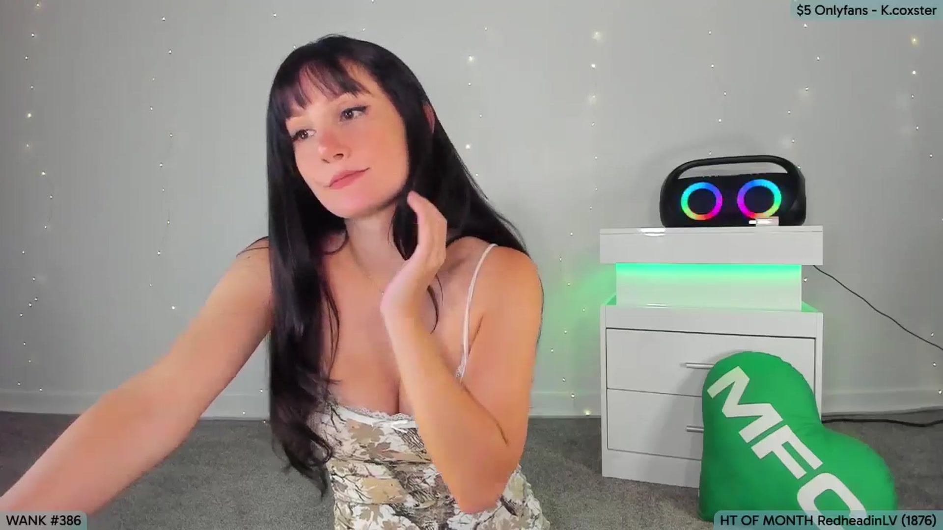 Gallery image thumbnail from KatherineCox's myfreecams stream on, 08/22/2025, 22:15 image 10 of 20