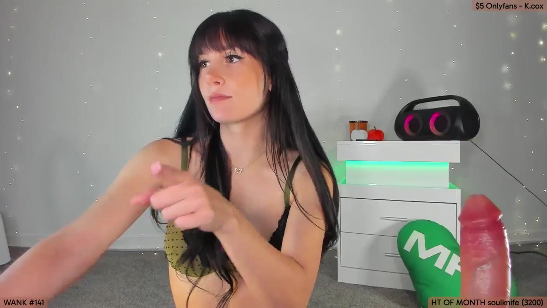 Gallery image thumbnail from KatherineCox's myfreecams stream on, 09/14/2025, 03:11 image 15 of 20