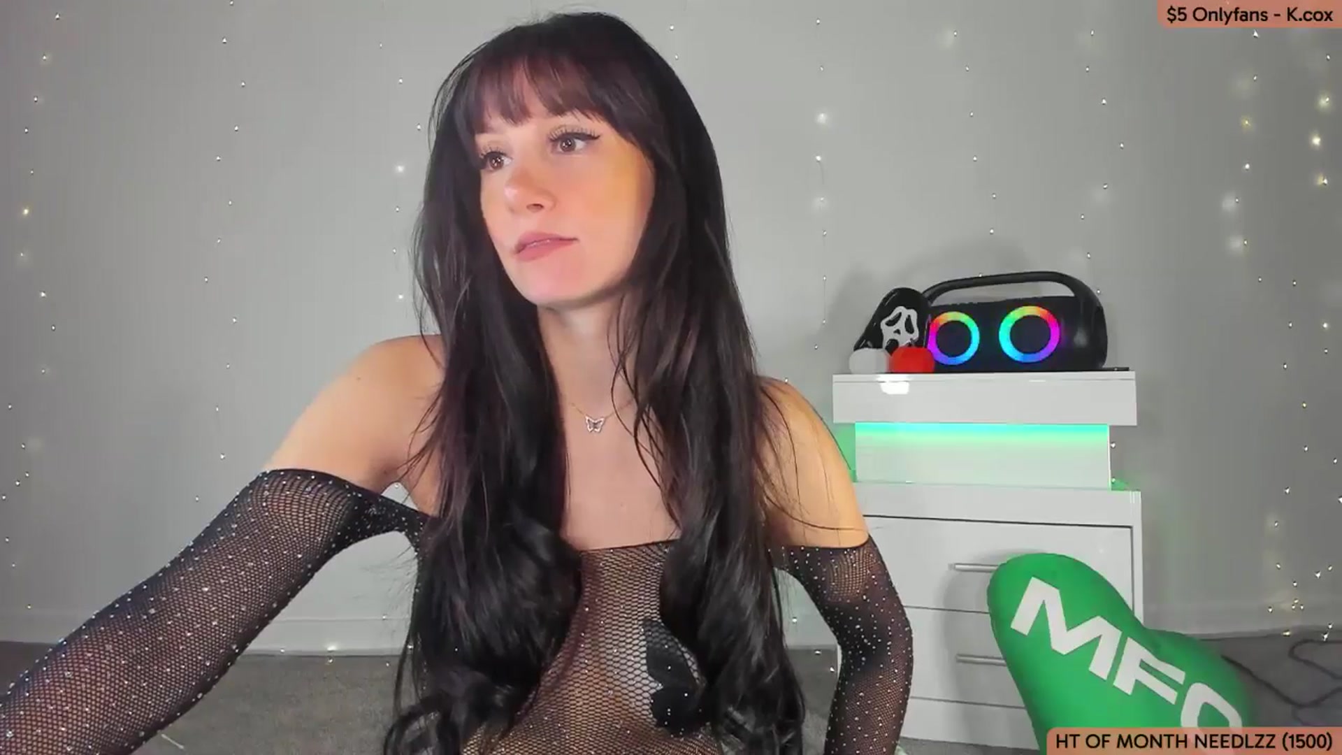 Gallery image thumbnail from KatherineCox's myfreecams stream on, 10/19/2025, 24:54 image 14 of 20