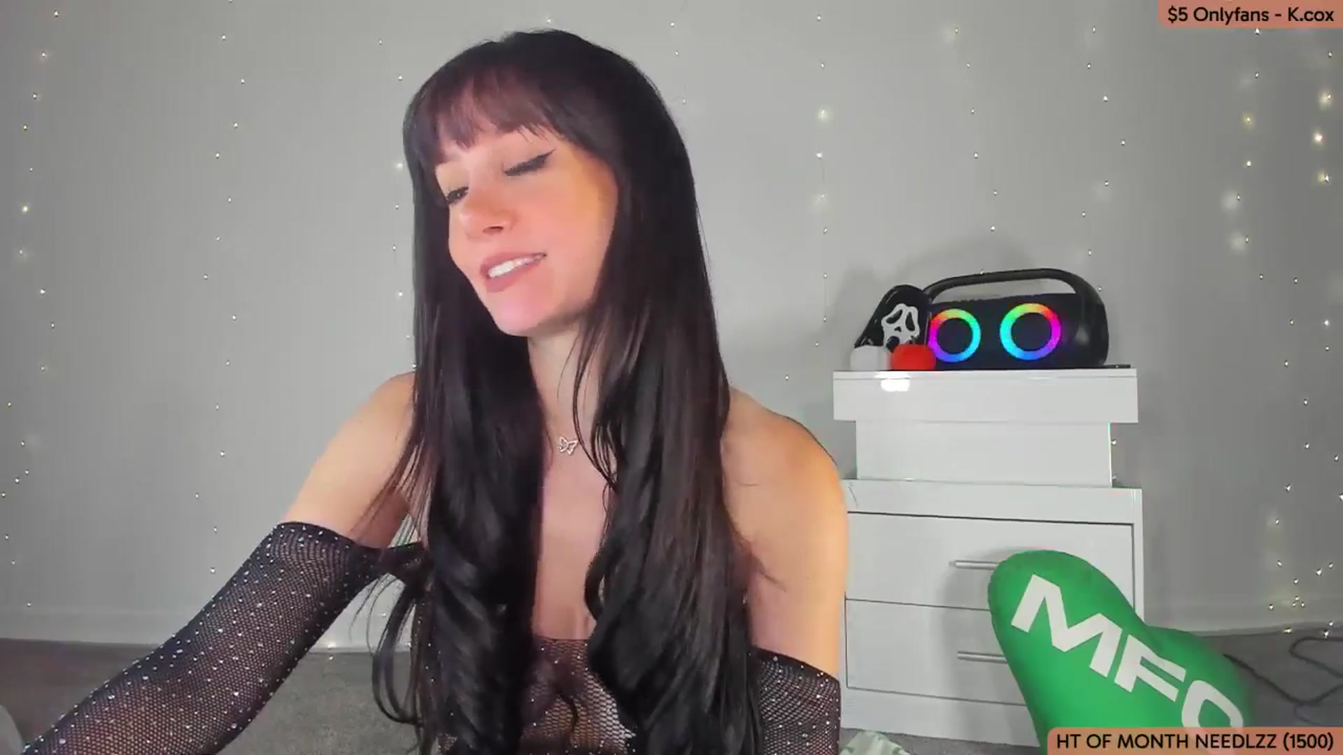 Gallery image thumbnail from KatherineCox's myfreecams stream on, 10/19/2025, 24:54 image 17 of 20