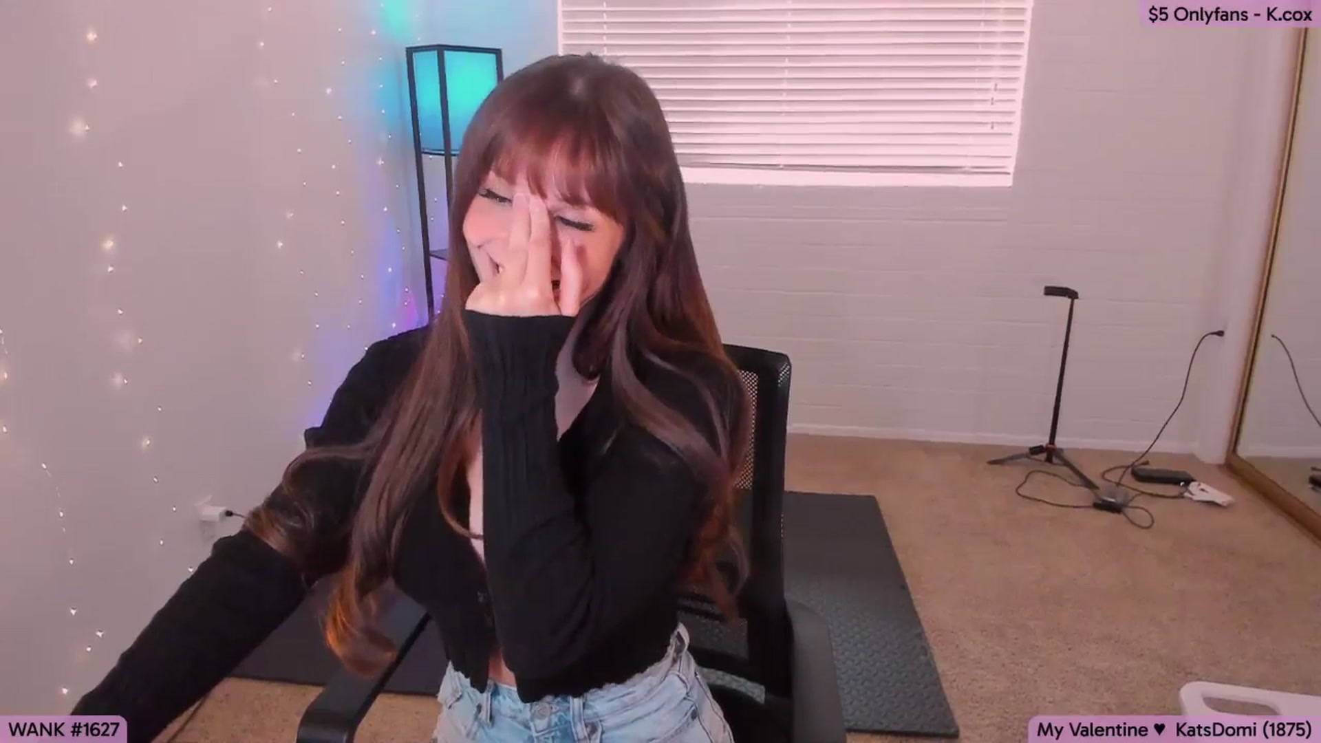 Gallery image thumbnail from KatherineCox's myfreecams stream on, 02/16/2026, 22:41 image 5 of 20