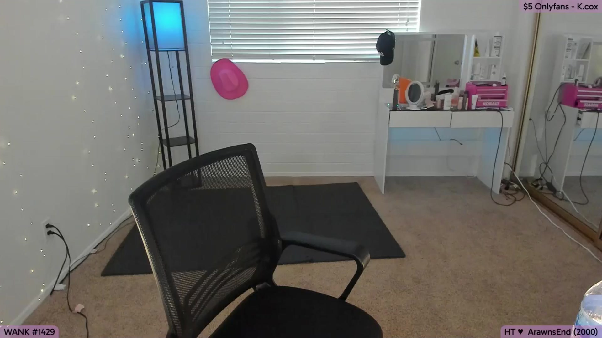 Gallery image thumbnail from KatherineCox's myfreecams stream on, 04/07/2026, 21:51 image 18 of 20