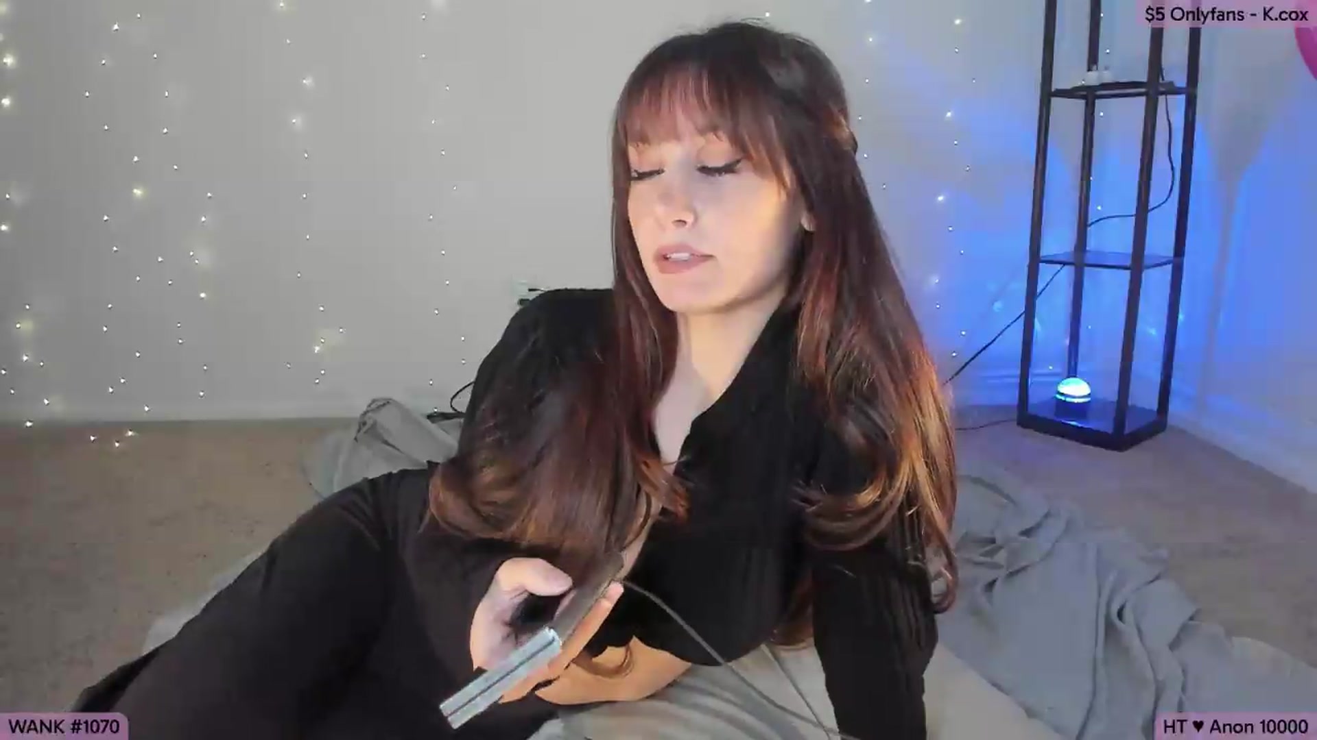 Gallery image thumbnail from KatherineCox's myfreecams stream on, 04/17/2026, 23:28 image 3 of 20