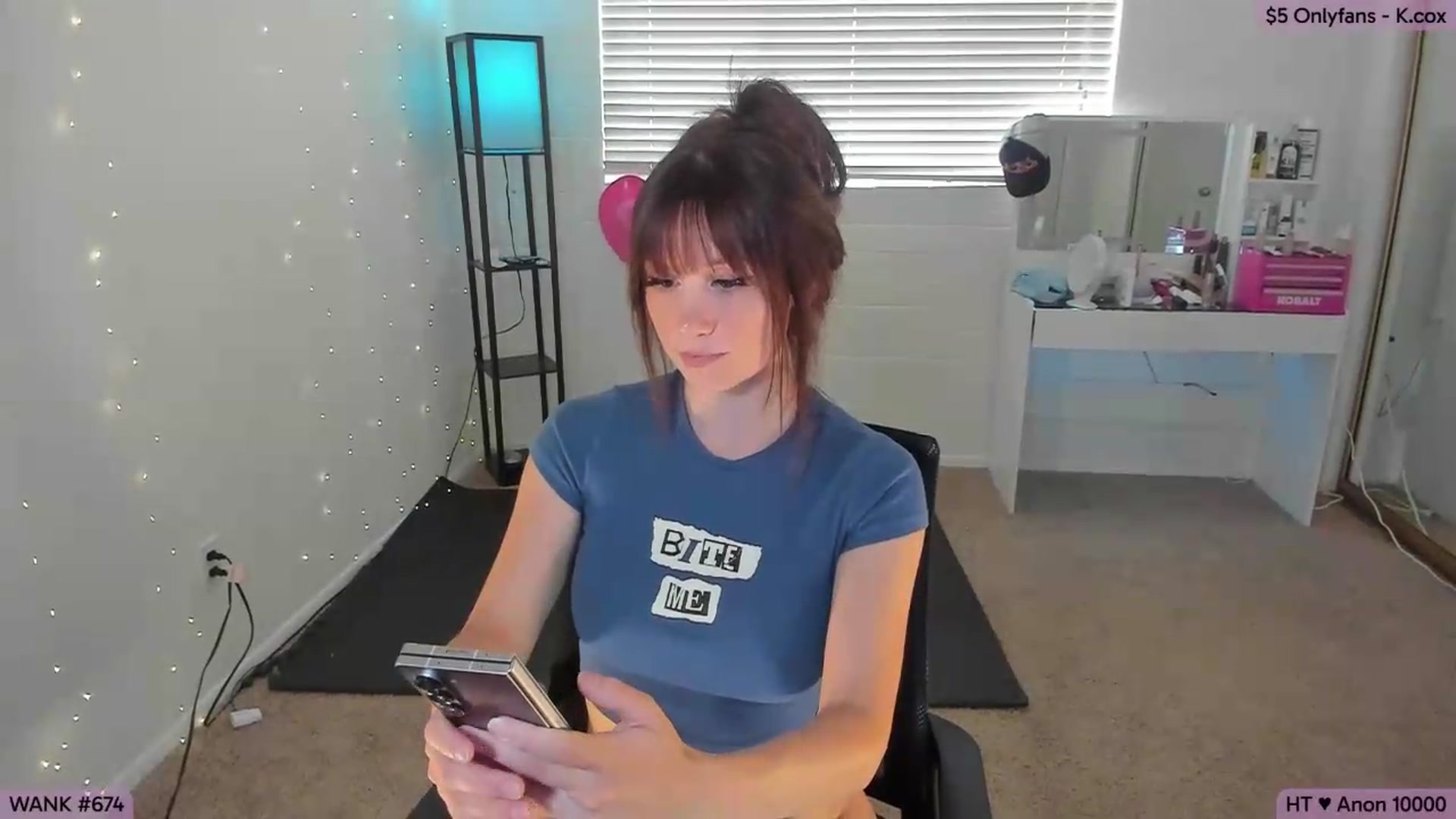 Gallery image thumbnail from KatherineCox's myfreecams stream on, 04/29/2026, 22:44 image 19 of 20