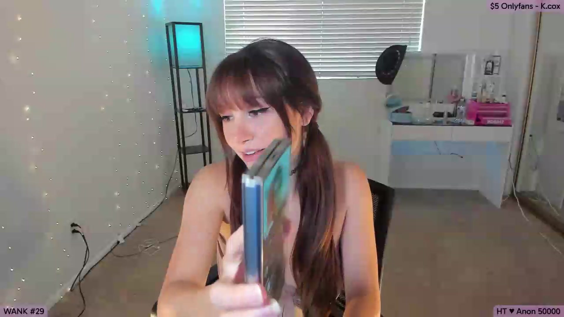 Gallery image thumbnail from KatherineCox's myfreecams stream on, 05/22/2026, 23:27 image 8 of 20