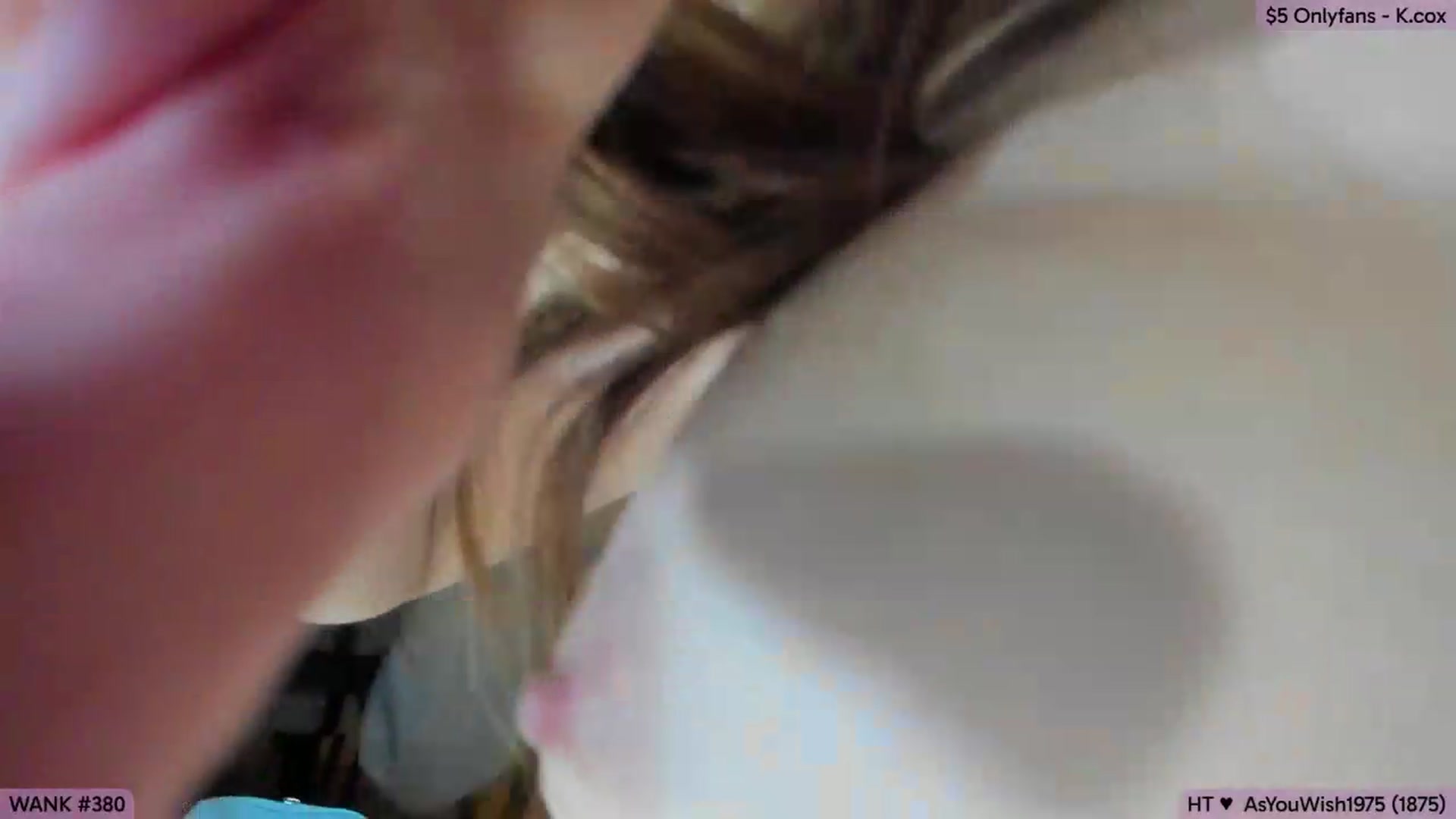 Gallery image thumbnail from KatherineCox's myfreecams stream on, 06/04/2026, 03:18 image 17 of 20