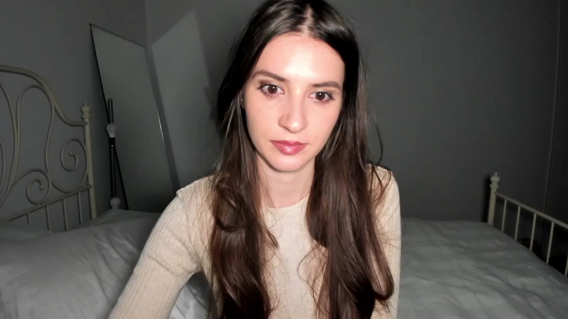 Gallery image thumbnail from Kathryn's myfreecams stream on, 03/24/2024, 24:07 image 1 of 20