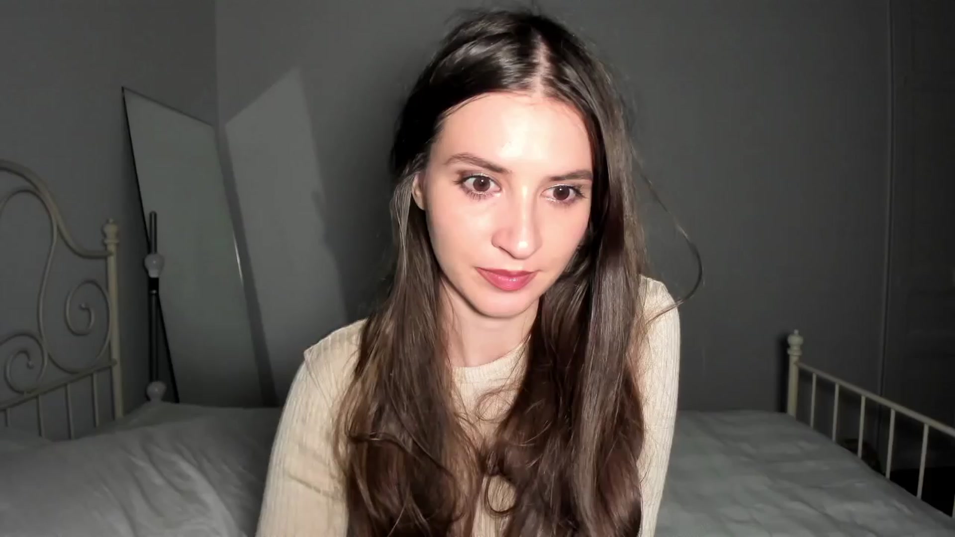 Gallery image thumbnail from Kathryn's myfreecams stream on, 03/24/2024, 24:07 image 12 of 20
