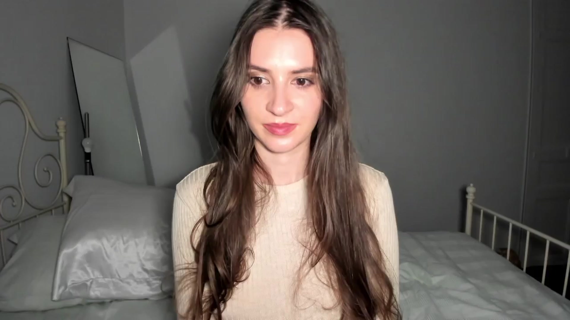 Gallery image thumbnail from Kathryn's myfreecams stream on, 03/24/2024, 01:16 image 15 of 20