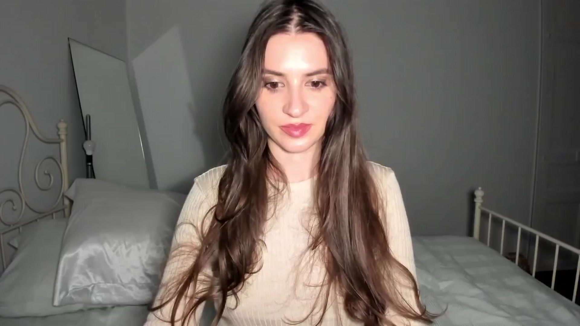 Gallery image thumbnail from Kathryn's myfreecams stream on, 03/24/2024, 01:16 image 14 of 20