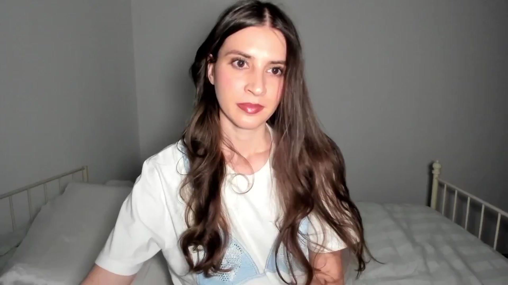 Gallery image thumbnail from Kathryn's myfreecams stream on, 03/27/2024, 23:25 image 8 of 20