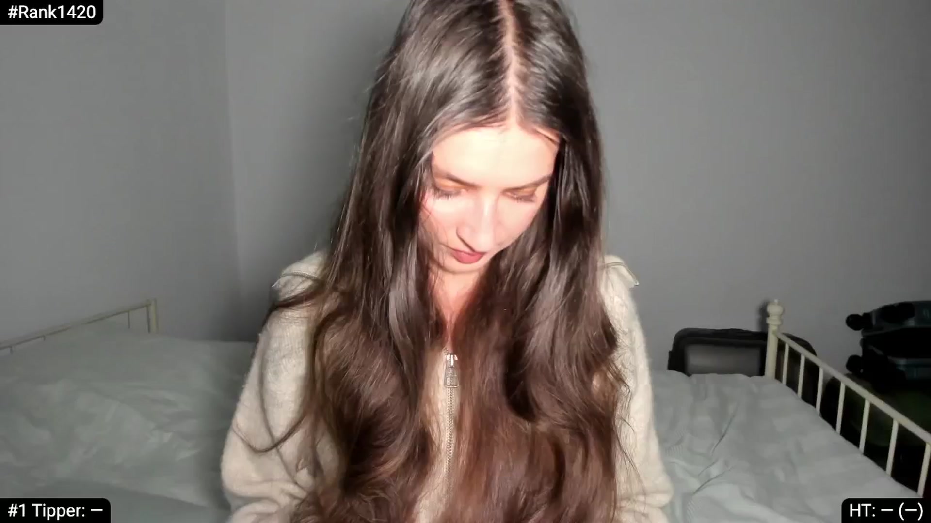 Gallery image thumbnail from Kathryn's myfreecams stream on, 04/20/2024, 22:15 image 6 of 20